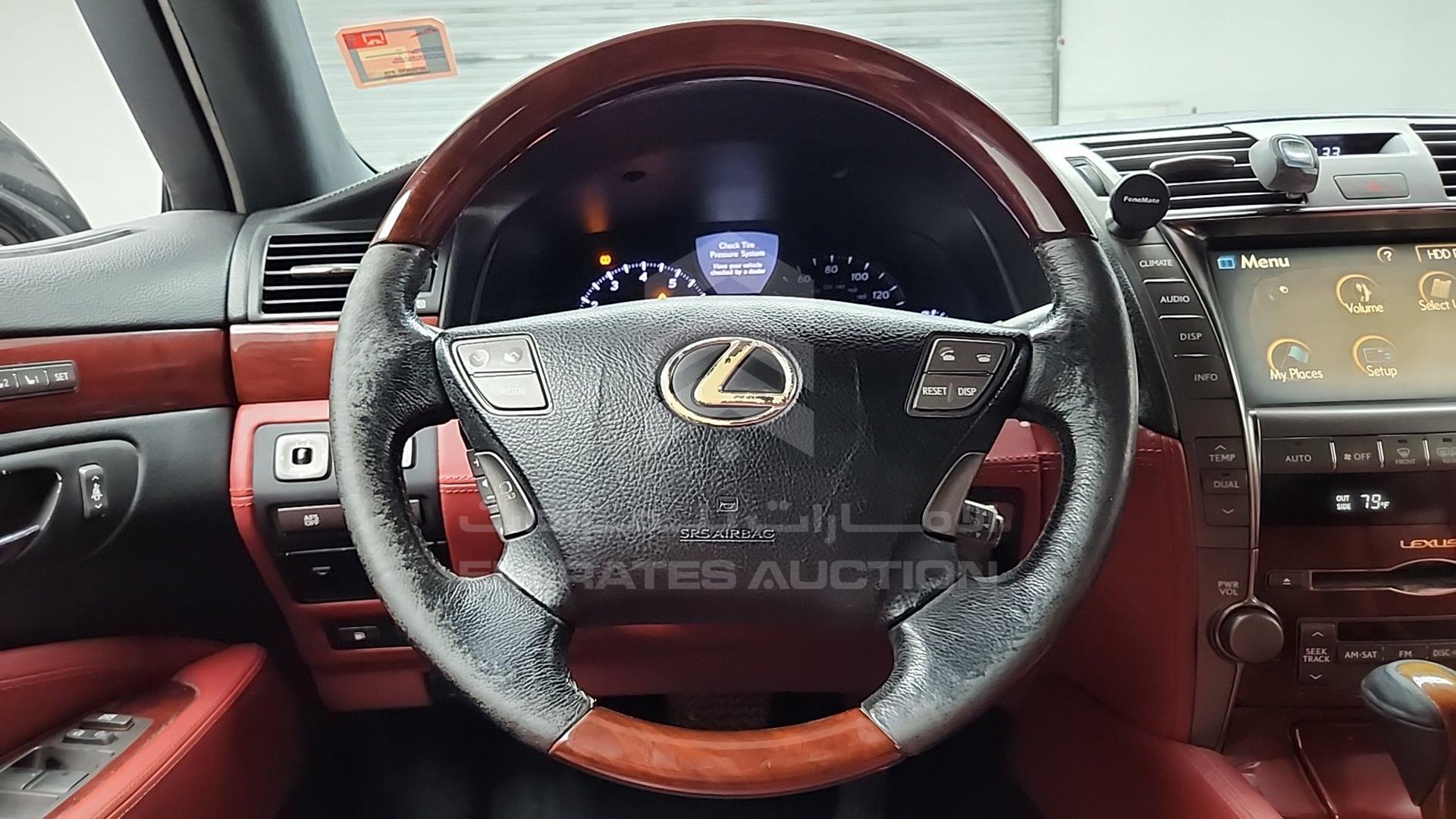 2008 LEXUS LS 460 VIN: JTHBL46F985076087