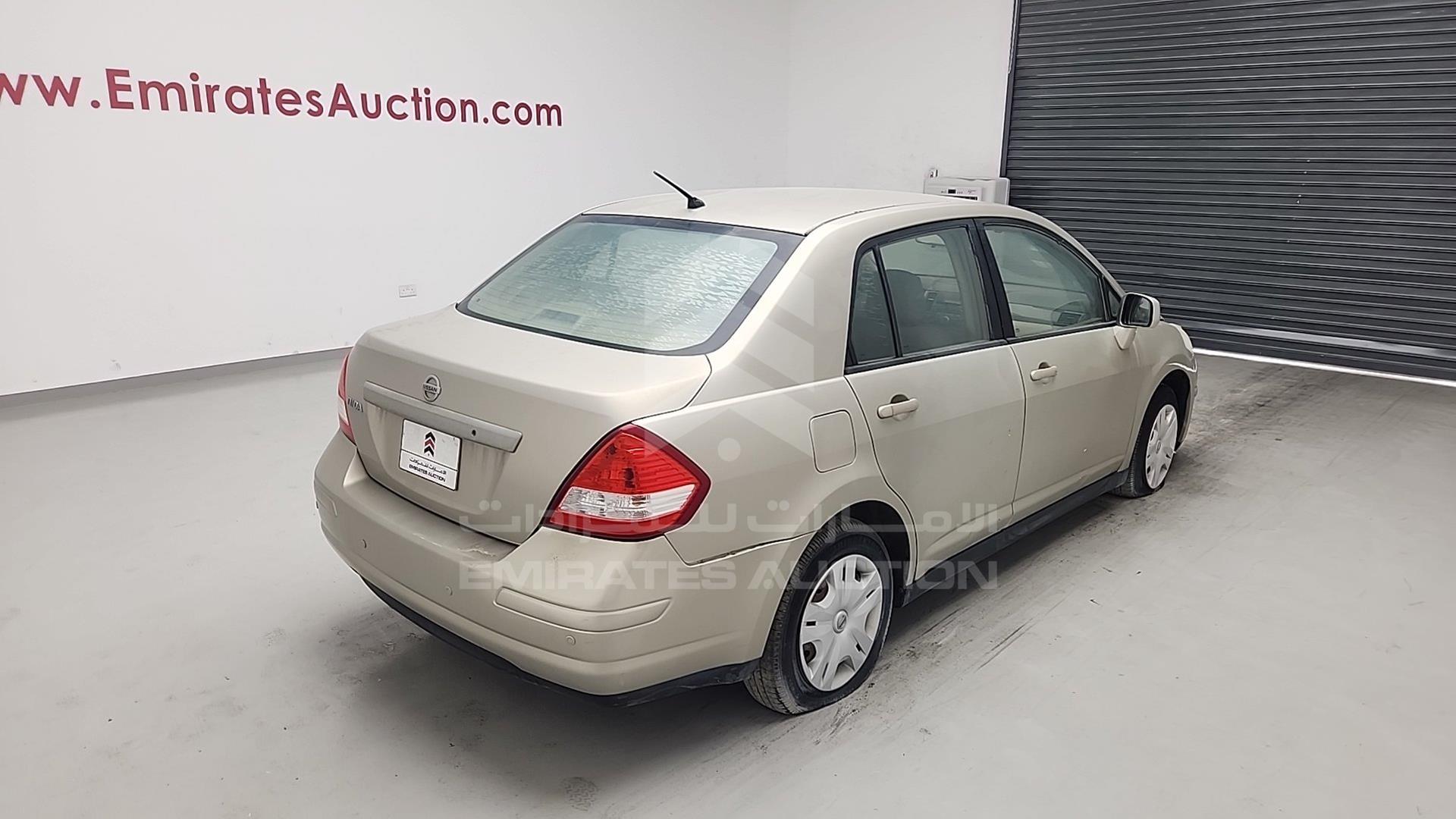 2011 NISSAN TIIDA VIN: 3N1BC1A73BL382521