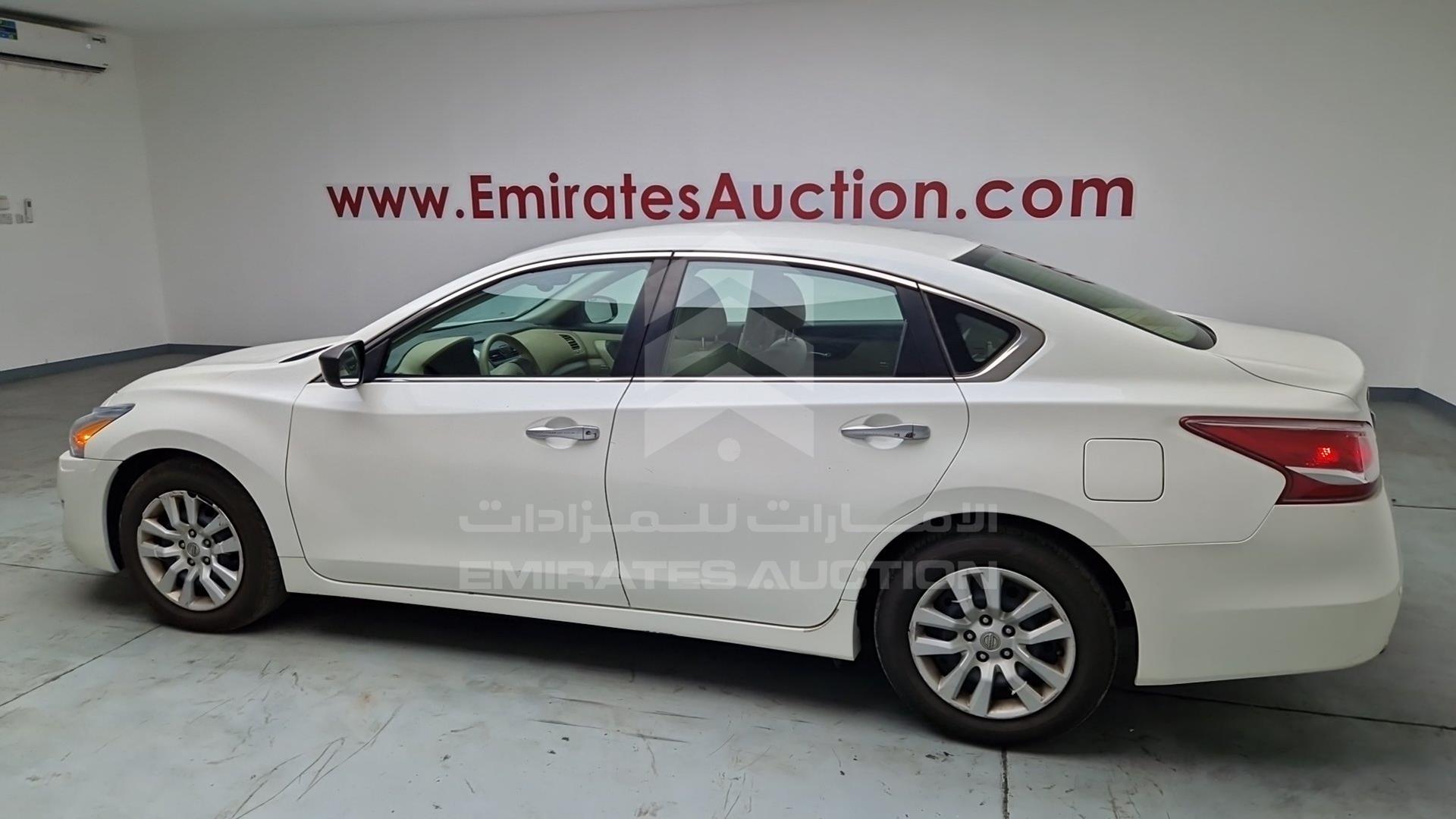 2013 NISSAN ALTIMA VIN: 1N4AL3A92DC210474