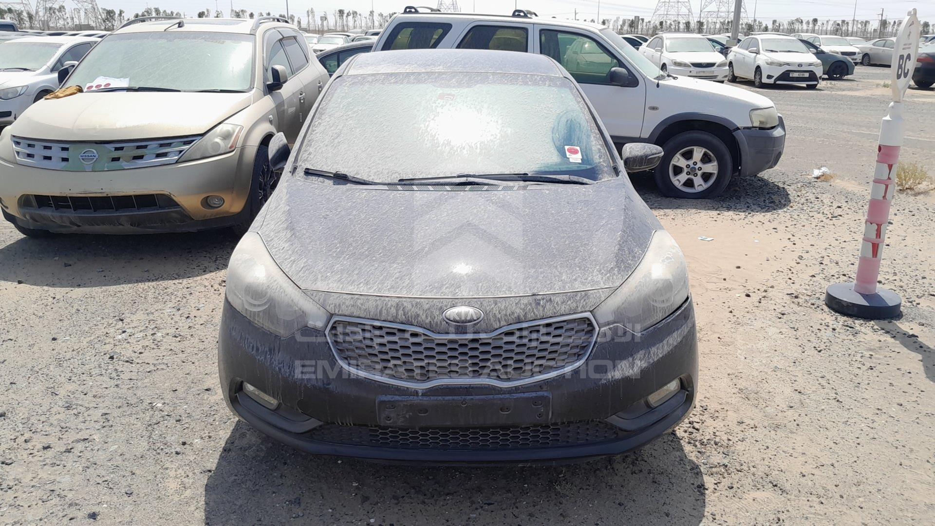 2013 KIA CERATO VIN: KNAFJ412BDA044067