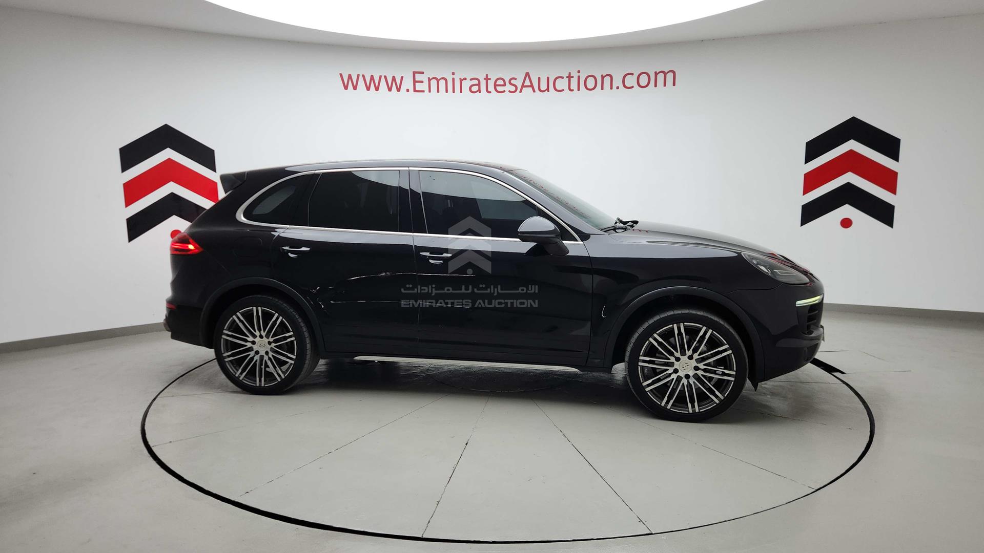2015 PORSCHE CAYENNE VIN: WP1ZZZ92ZFLA60629