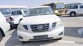 2019 Nissan Patrol — Full Front View — Photo 1 — Thumbnail