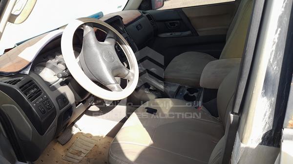 JMYLRV73W7J703458 Mitsubishi Pajero