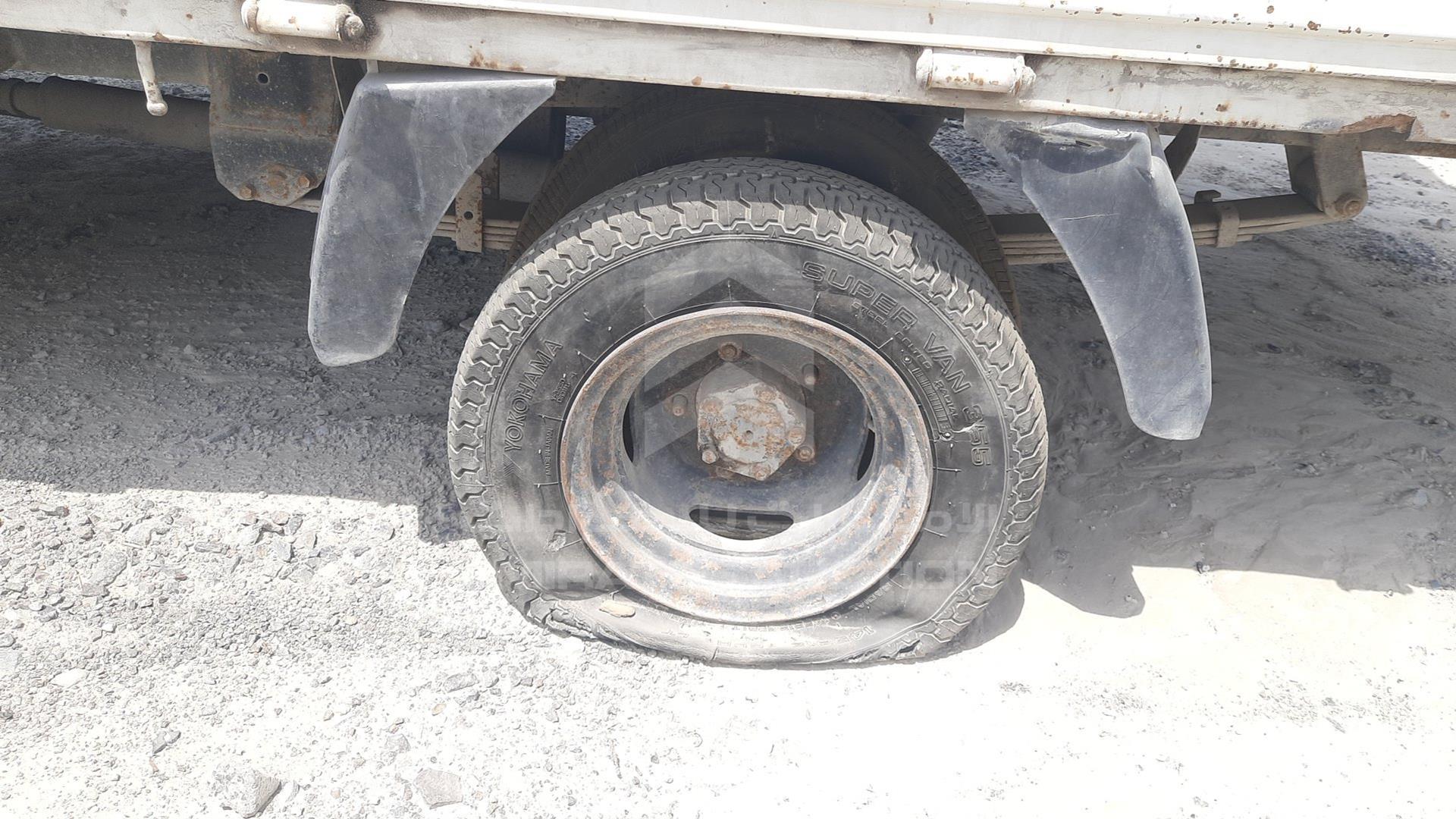 2004 KIA K 2700 VIN: KNCSD011247987769