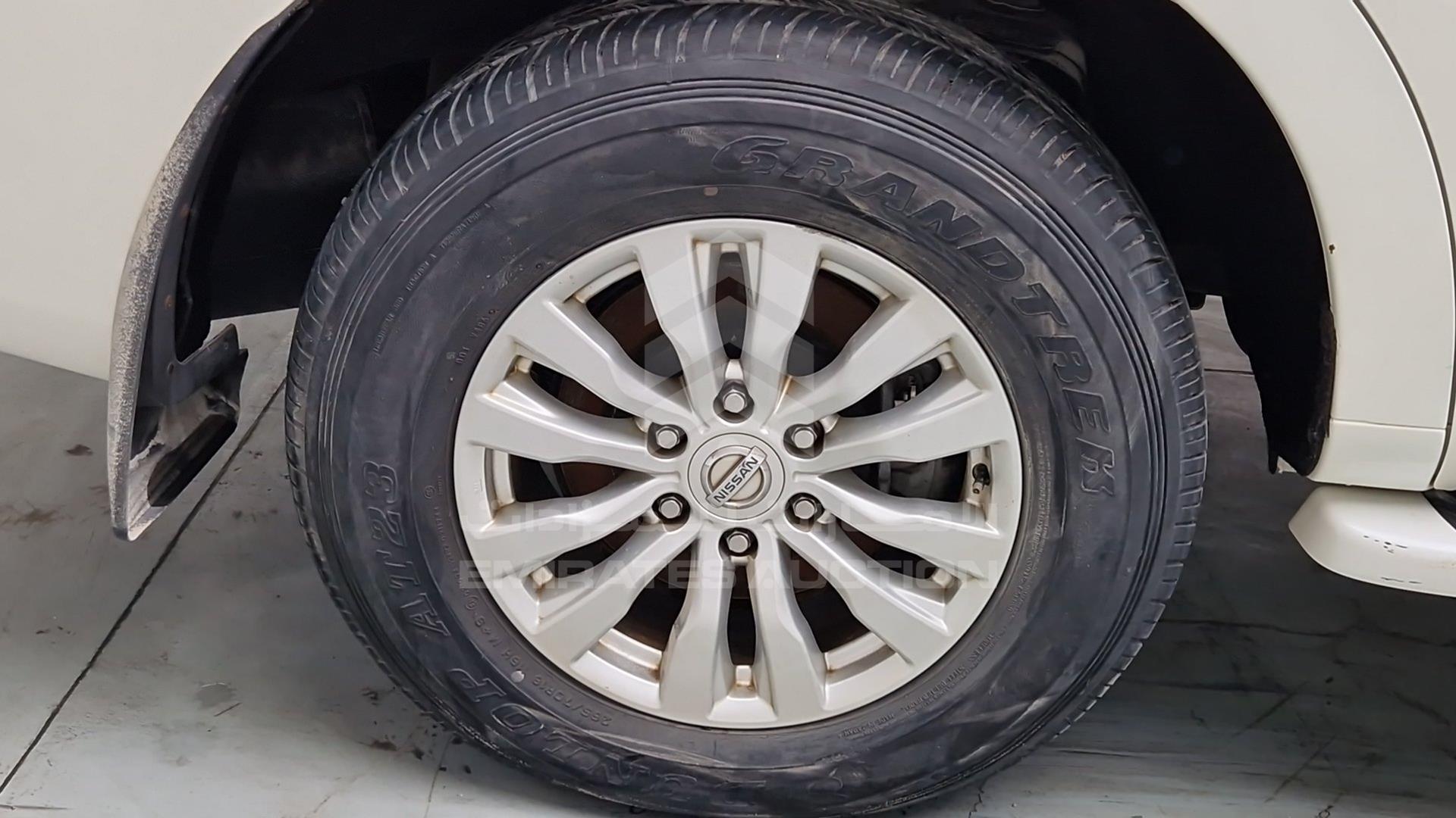 2015 NISSAN PATROL VIN: JN8AY2NY2F9111374