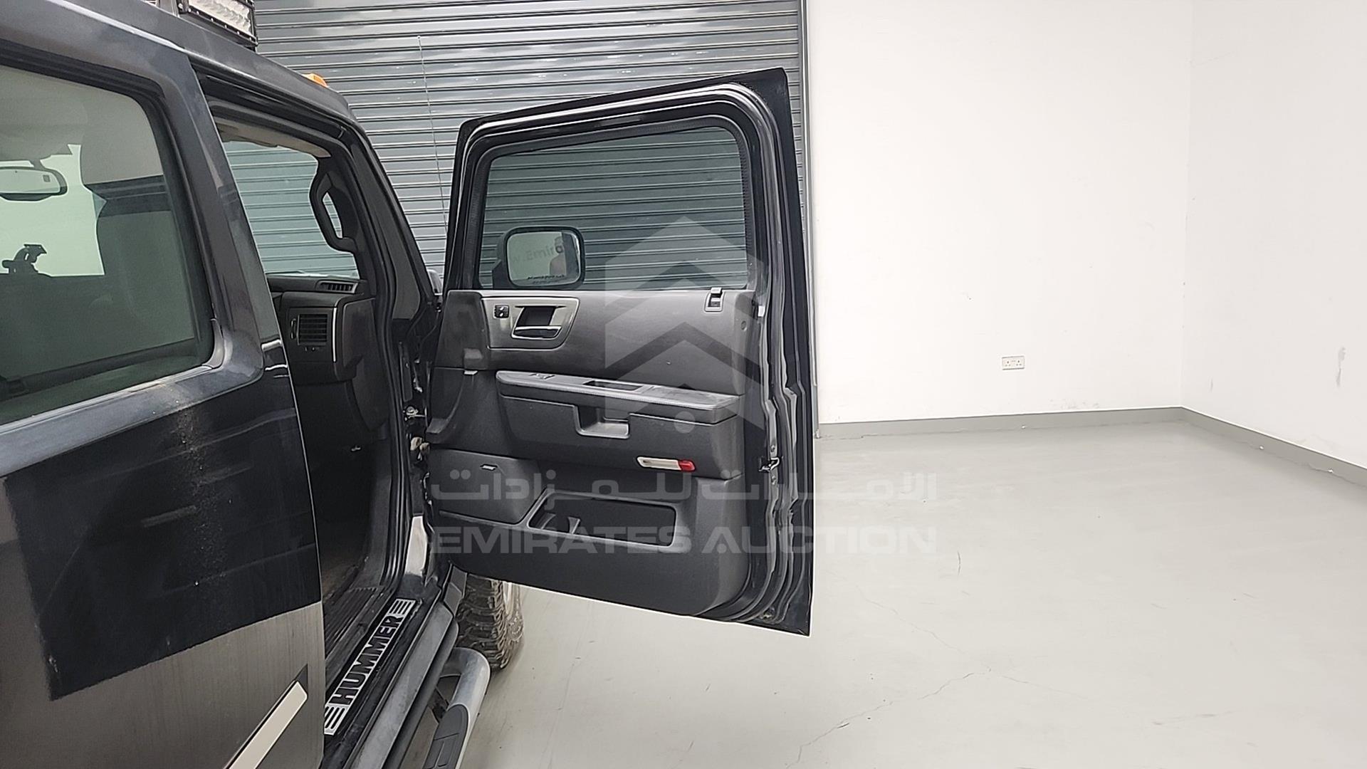 2008 HUMMER H2 VIN: 5GRGN22888H103435
