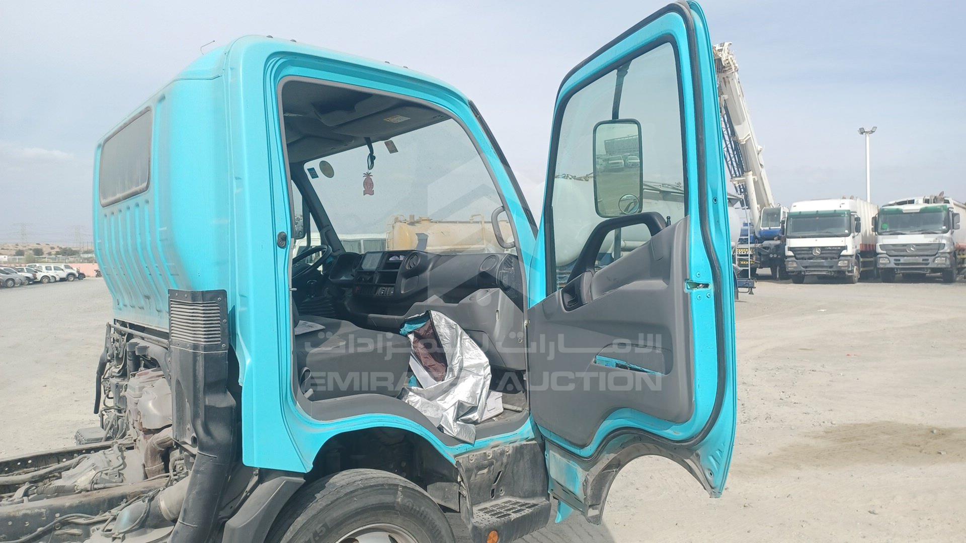 2021 HINO 300 VIN: JHHUCN1F1MK038045