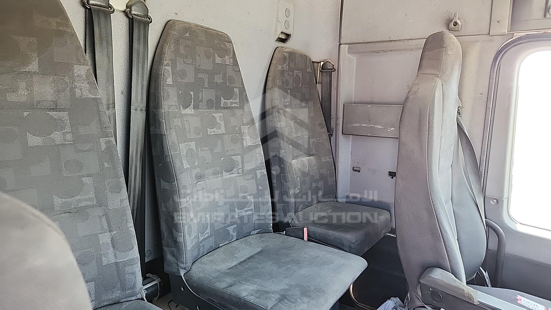 2008 MERCEDES ACTROS VIN: WDAKHCAA58L280327