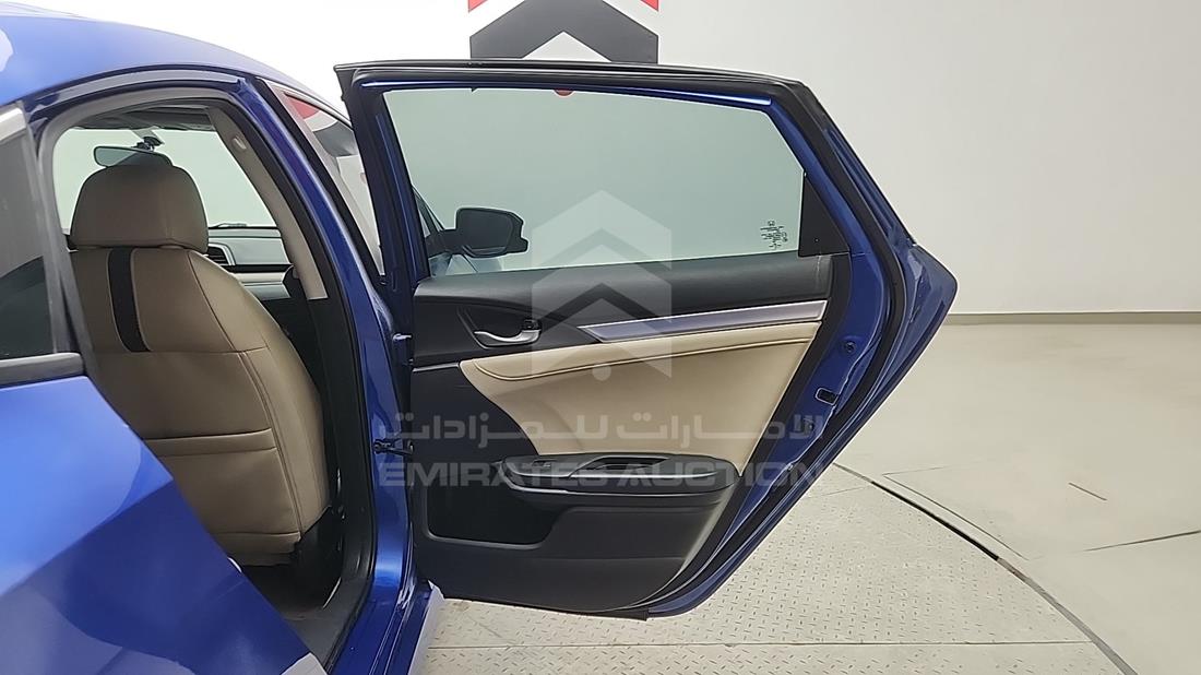 هوندا سيفيك 2019 — الباب الخلفي الأيمن — صورة 23