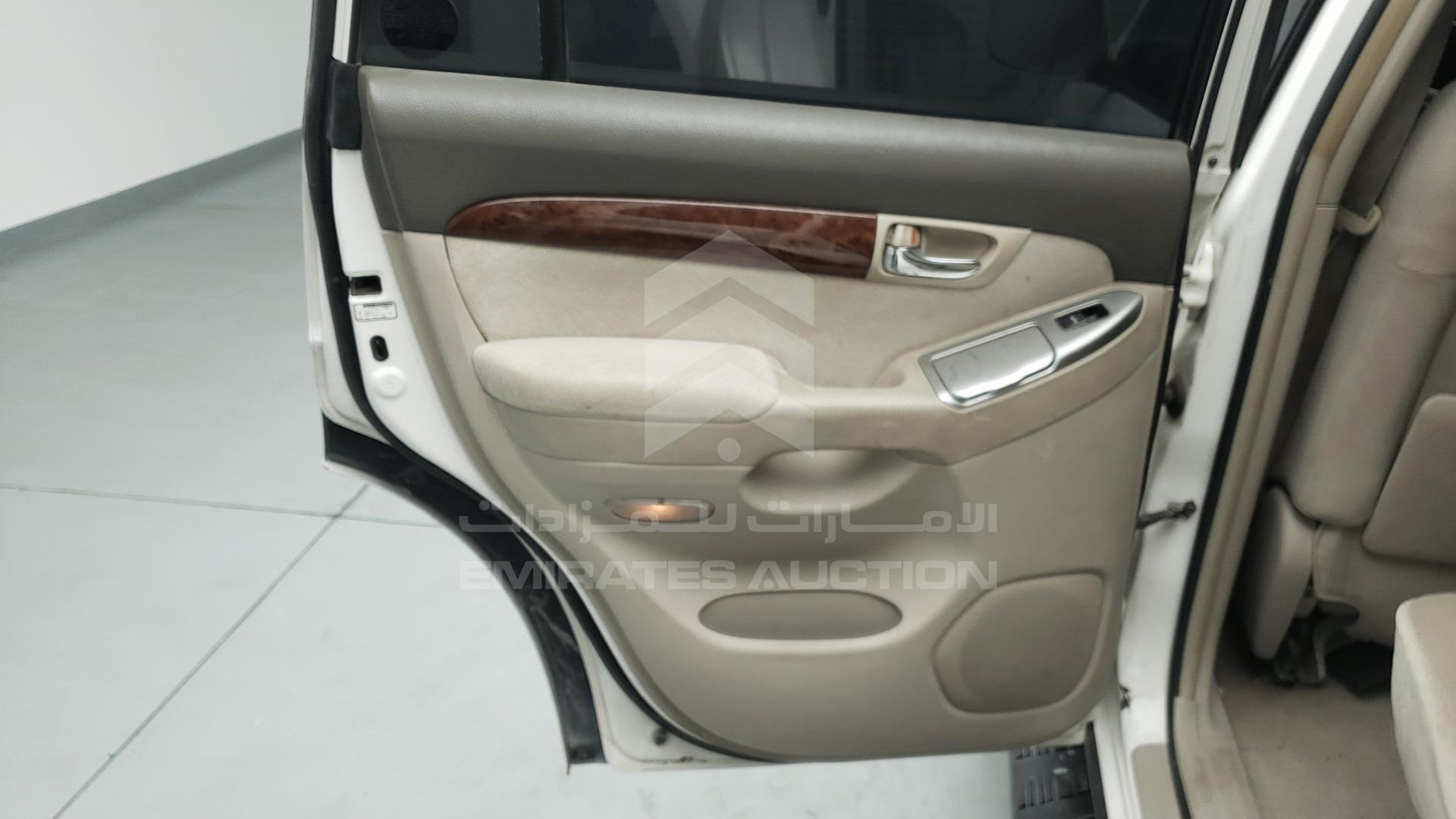 2007 TOYOTA PRADO VIN: JTEBU25J275066312