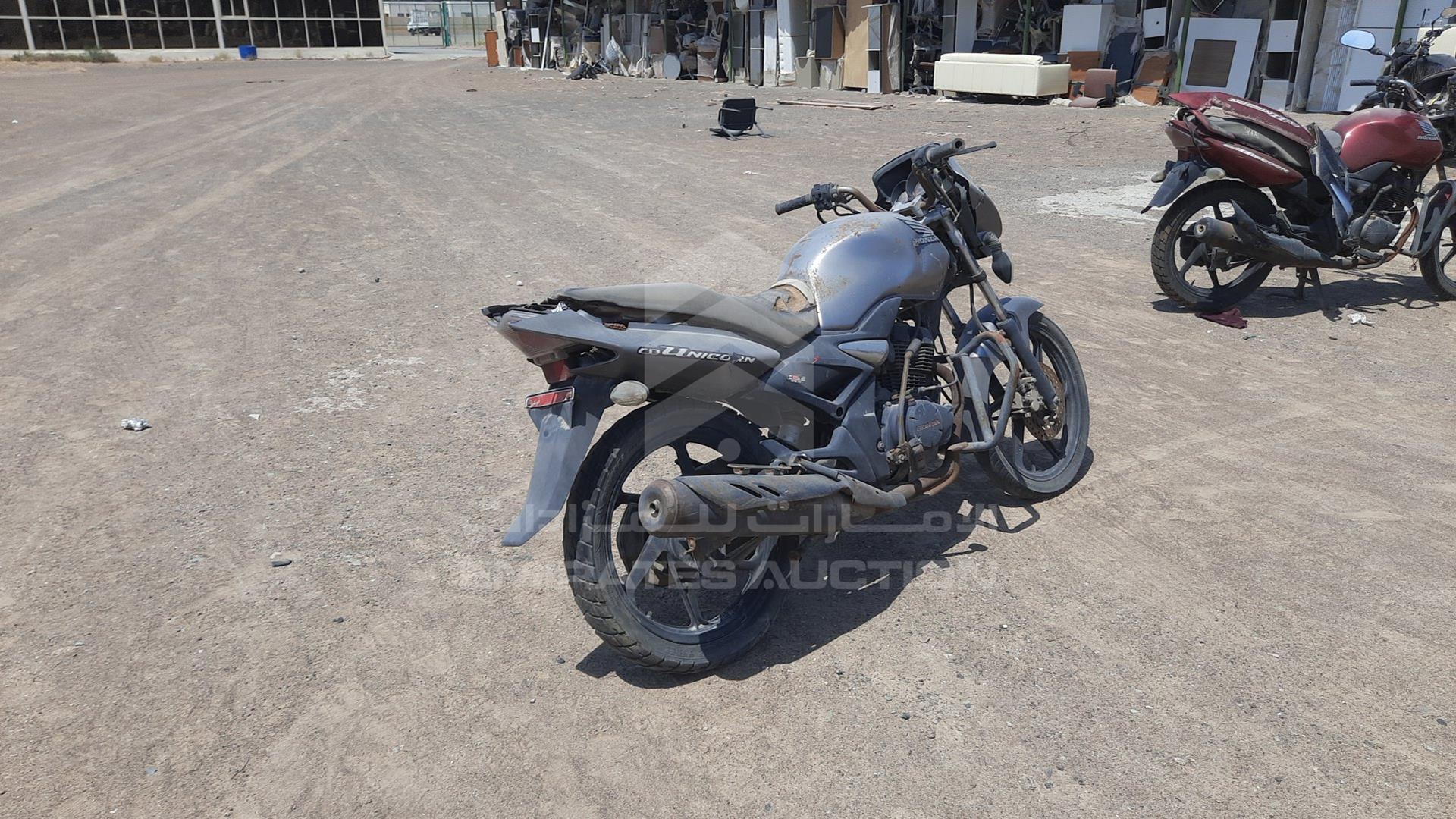 2014 HONDA UNICORN VIN: ME4KC09CME8856116