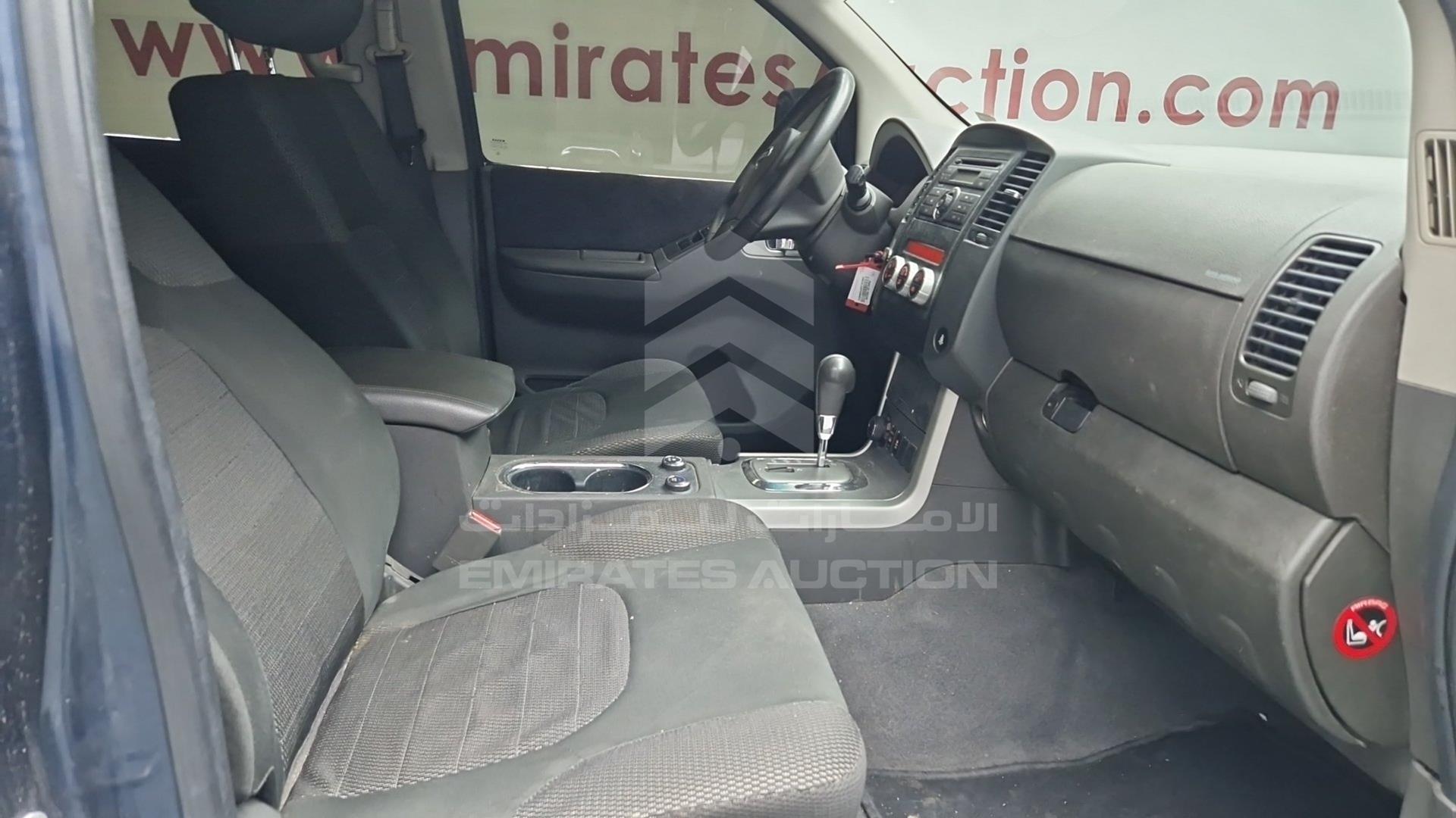 2015 NISSAN PATHFINDER VIN: VSKLR11A0FA580822