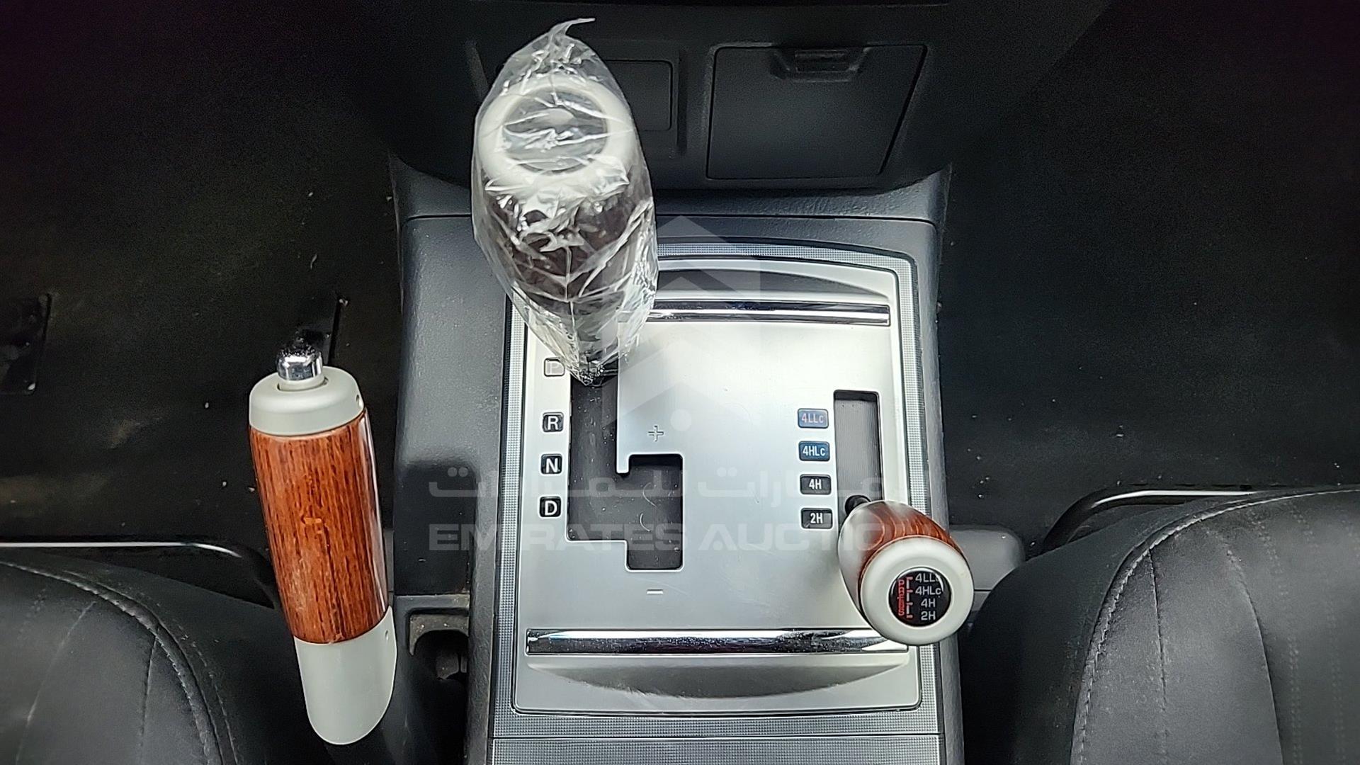 2016 MITSUBISHI PAJERO VIN: JMYMRV85WGJ724215