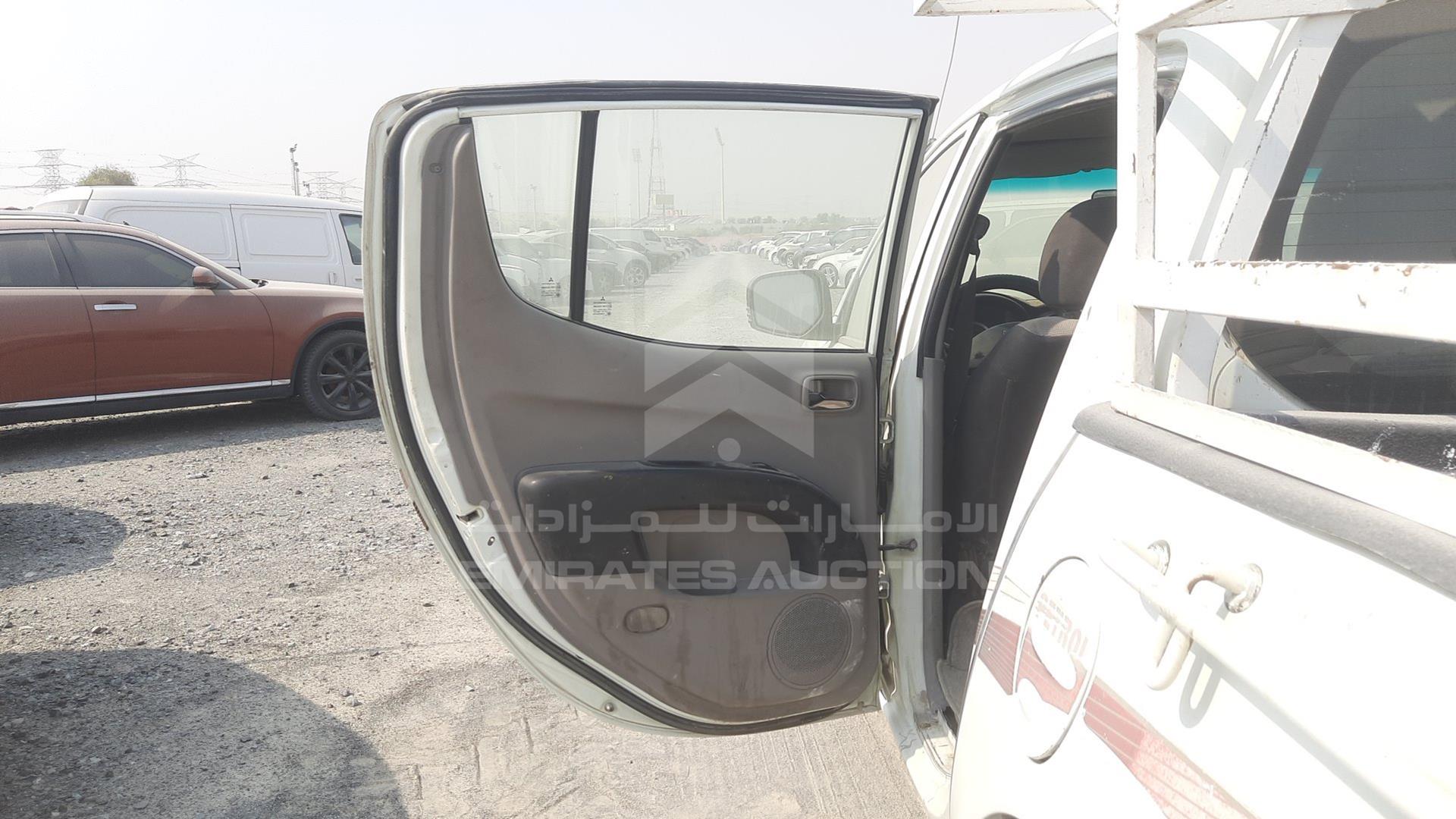 2011 MITSUBISHI PICK UP VIN: MMBJNKB50BD034323