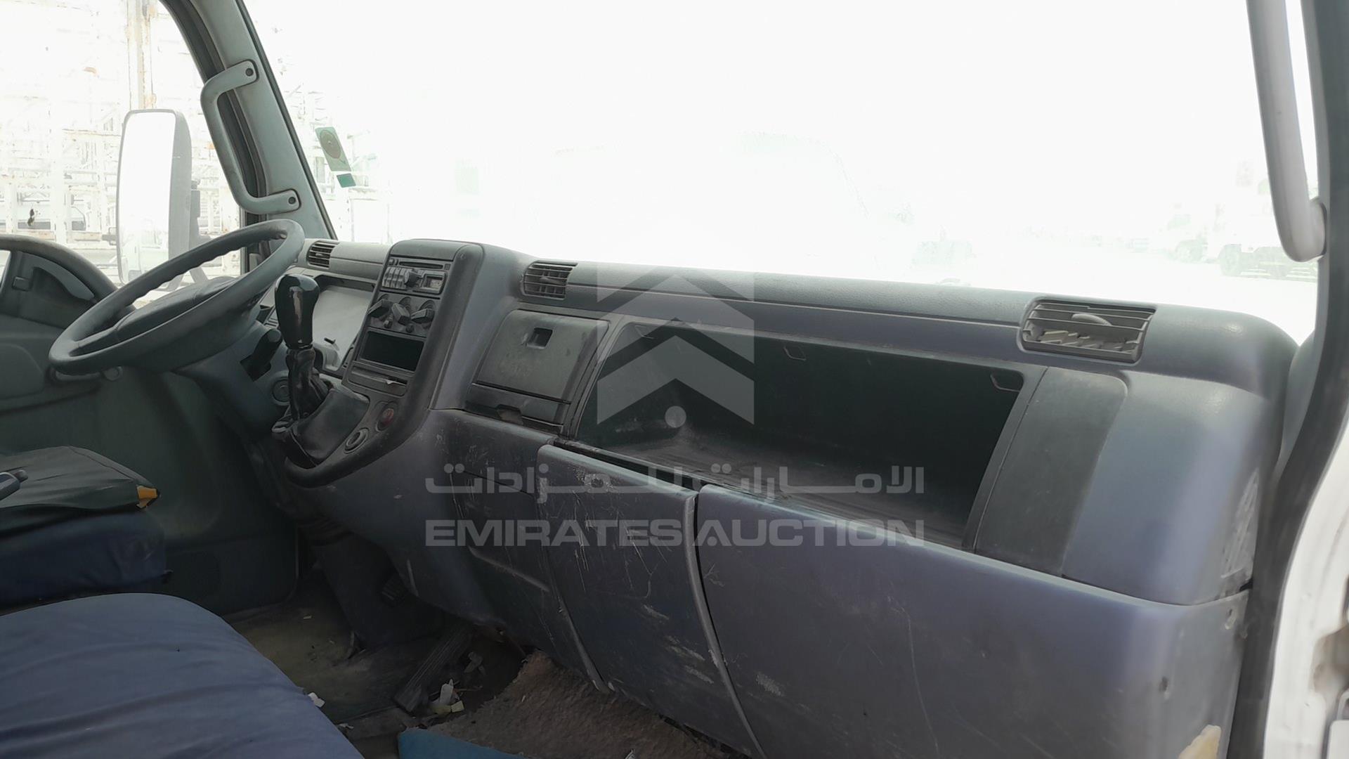 2013 MITSUBISHI CANTER VIN: JL6BCE6J0DK027276