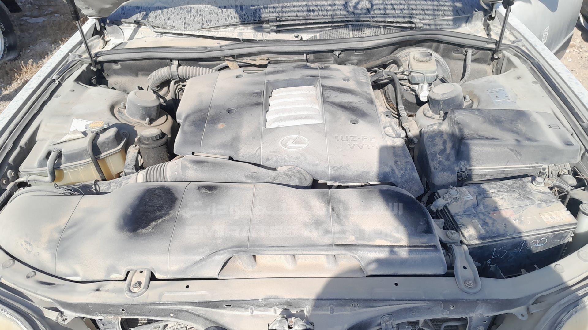 1999 LEXUS LS400 VIN: JT153UF2000140110