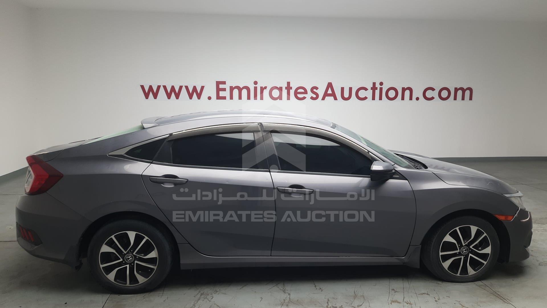 2018 HONDA CIVIC VIN: 19XFC2F54JE204907