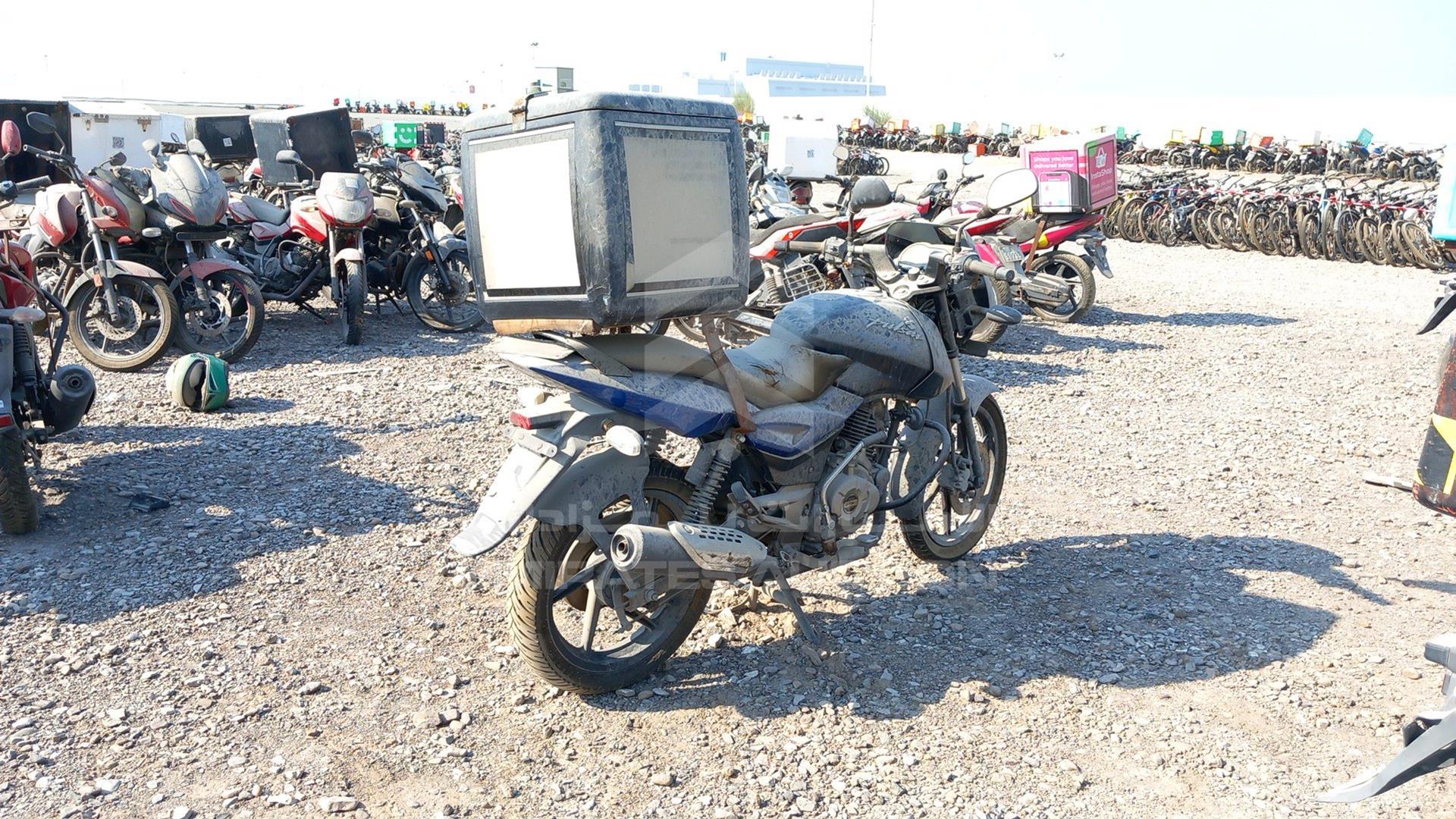 2014 BAJAJ 150 CC VIN: MD2A11CZ5EWC43693