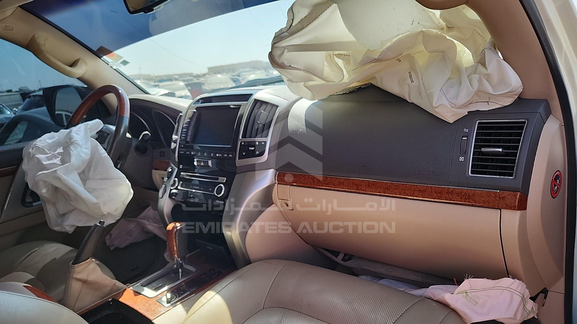 2013 TOYOTA LAND CRUISER VIN: JTMHY05J0D4015934
