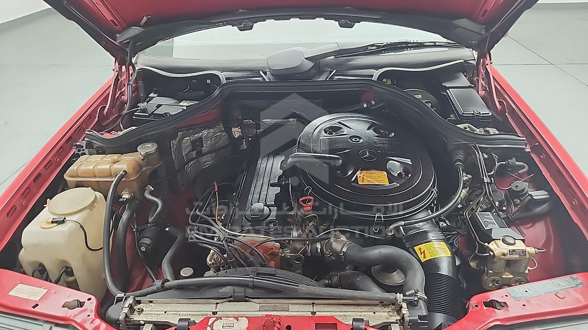 1991 MERCEDES E 300 VIN: WDBEA30D2MB373024