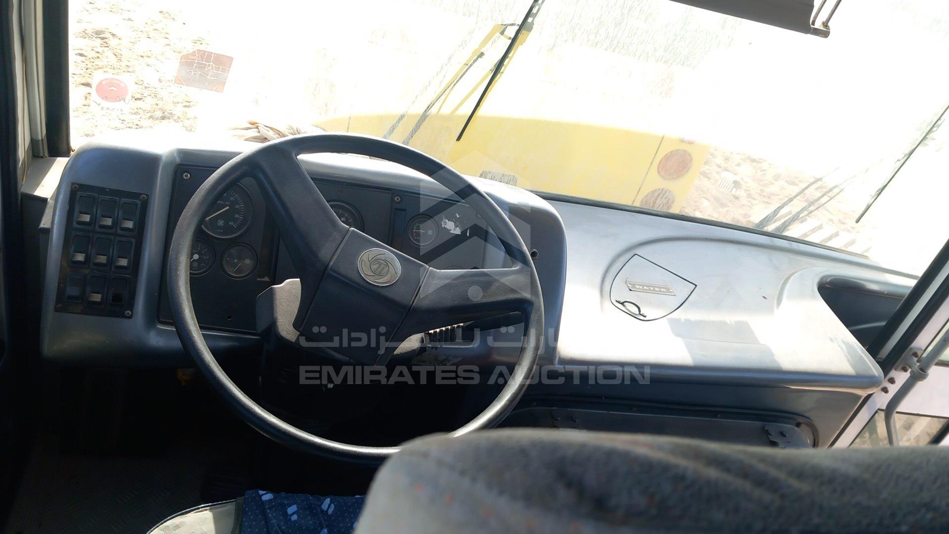 2009 ASHOK LEYLAND FALCON VIN: MB1PBEJA892133807