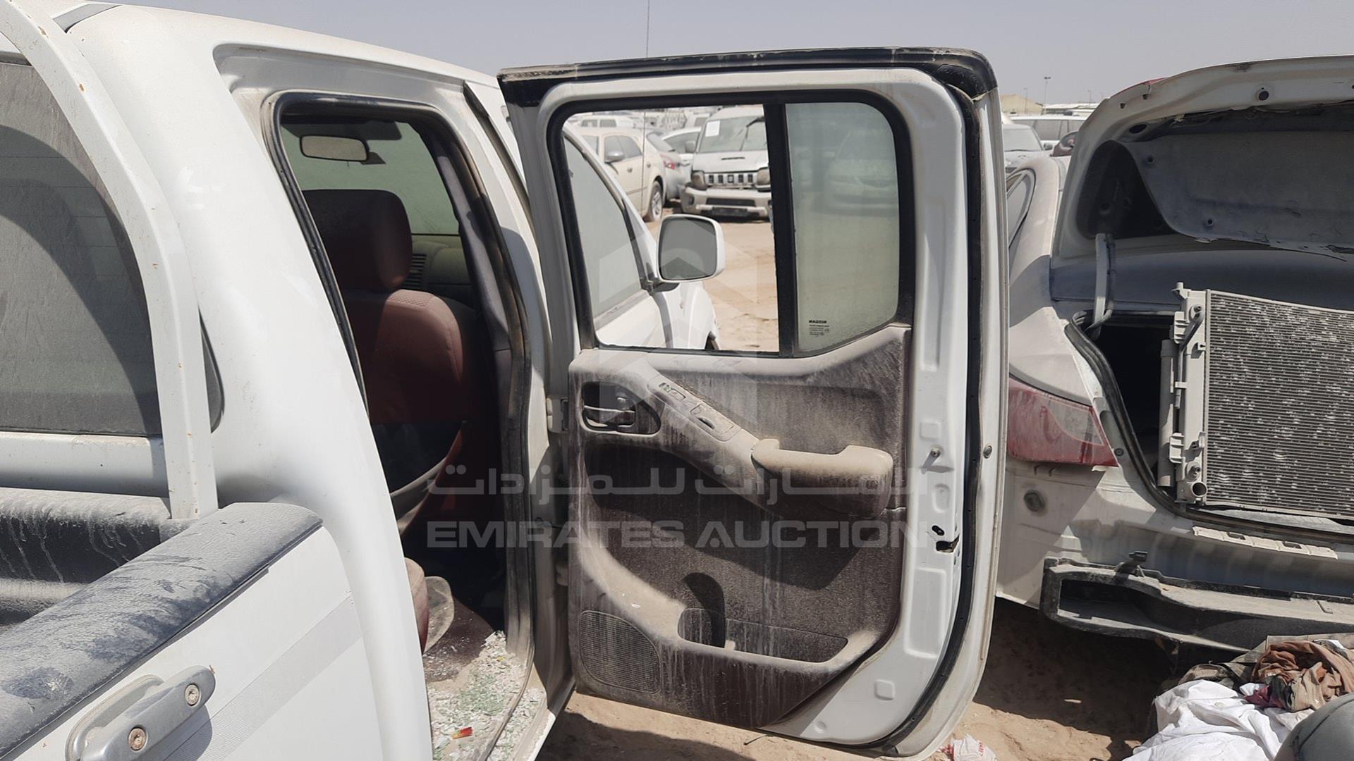 2014 NISSAN NAVARA VIN: MNTBD0ES5E6617981