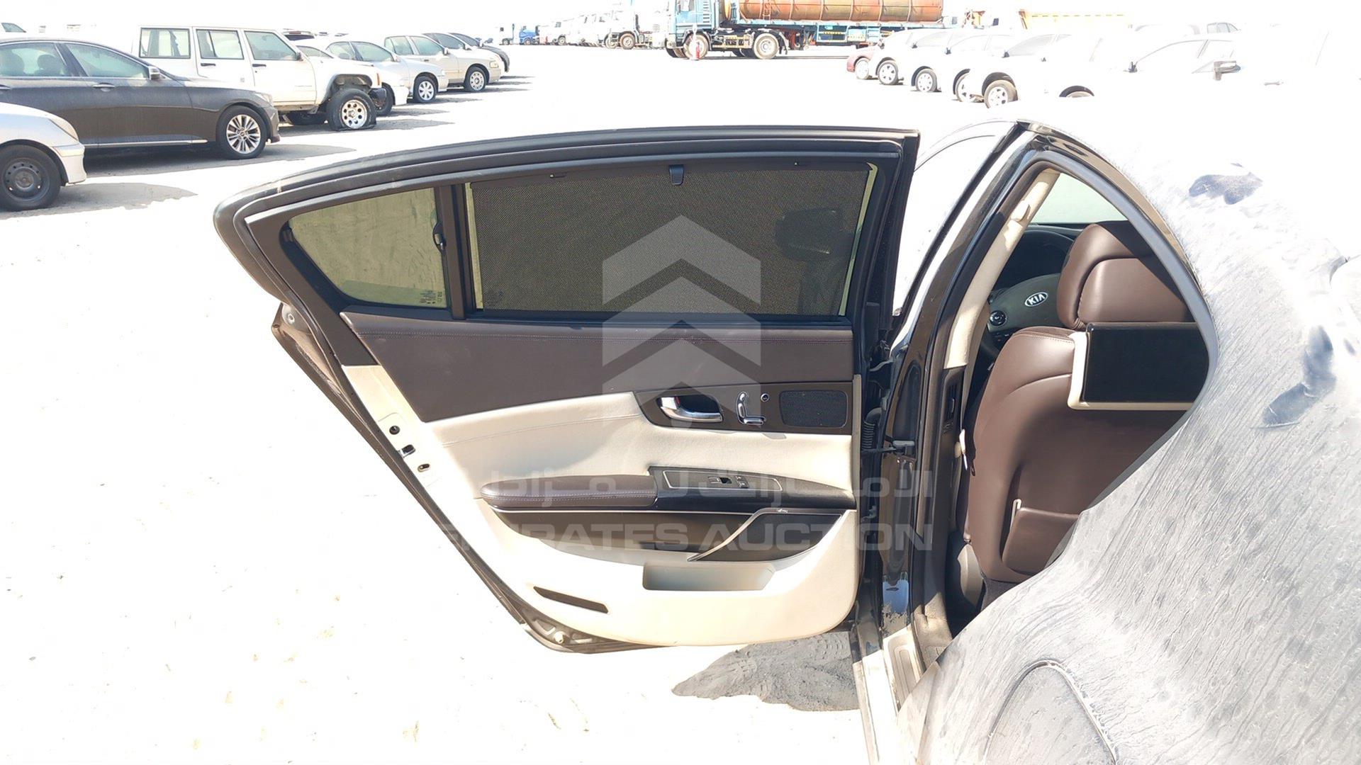 2013 KIA QUORIS VIN: KNALW4129D6007600