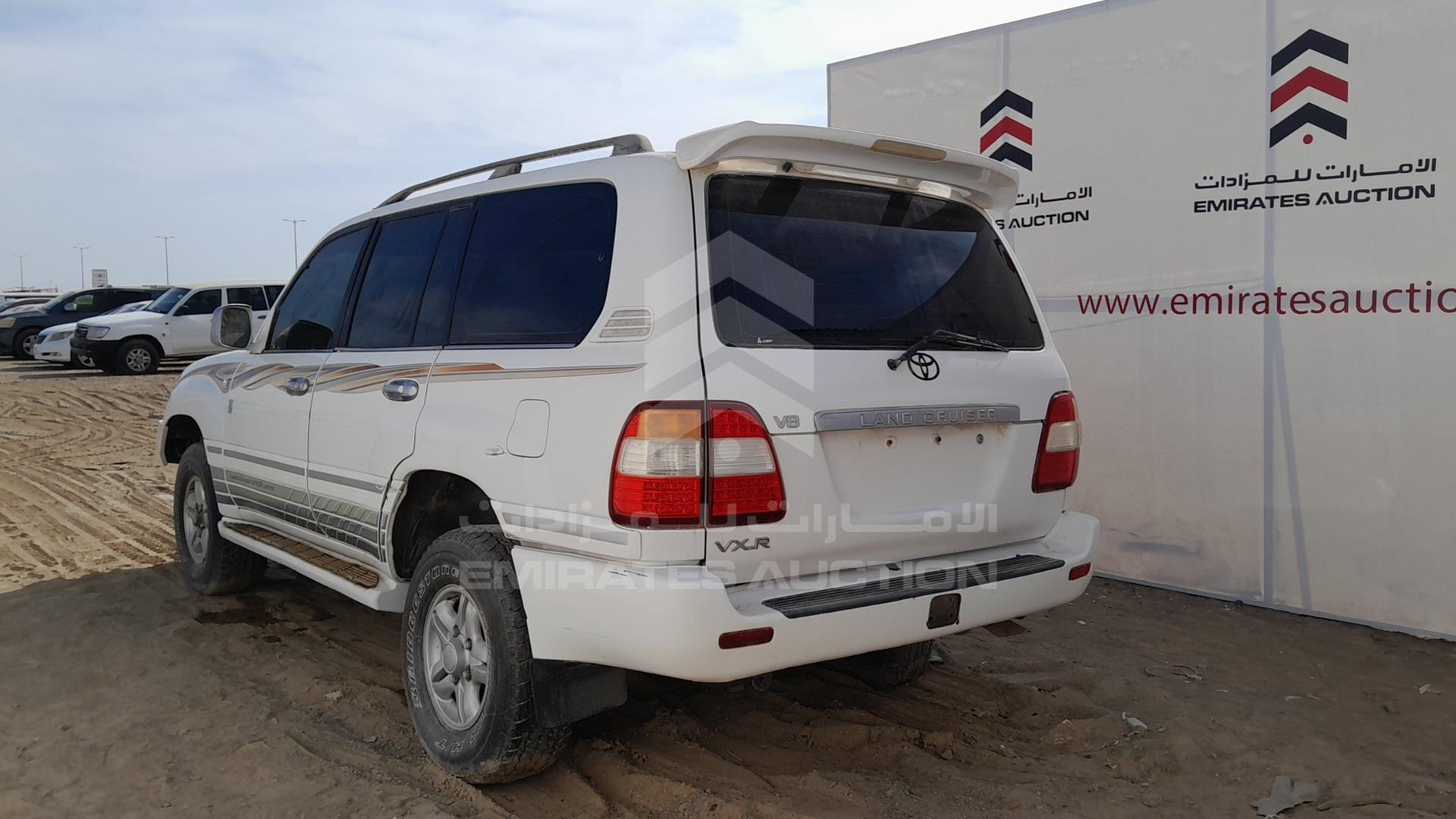 1998 TOYOTA LAND CRUISER VIN: JTB11WJA0W8006529