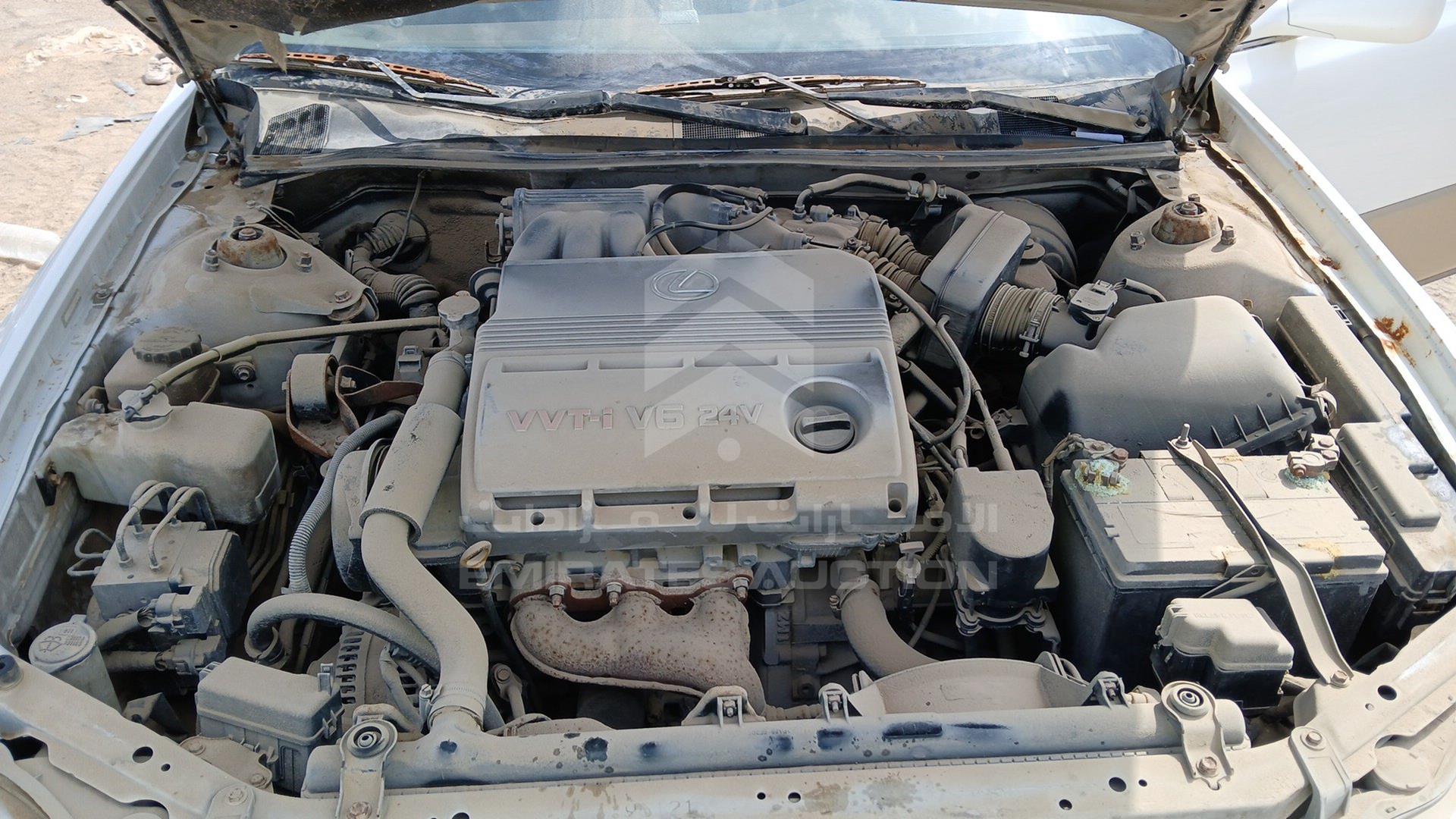 2000 LEXUS ES 300 VIN: JT8BF28GXY0264972