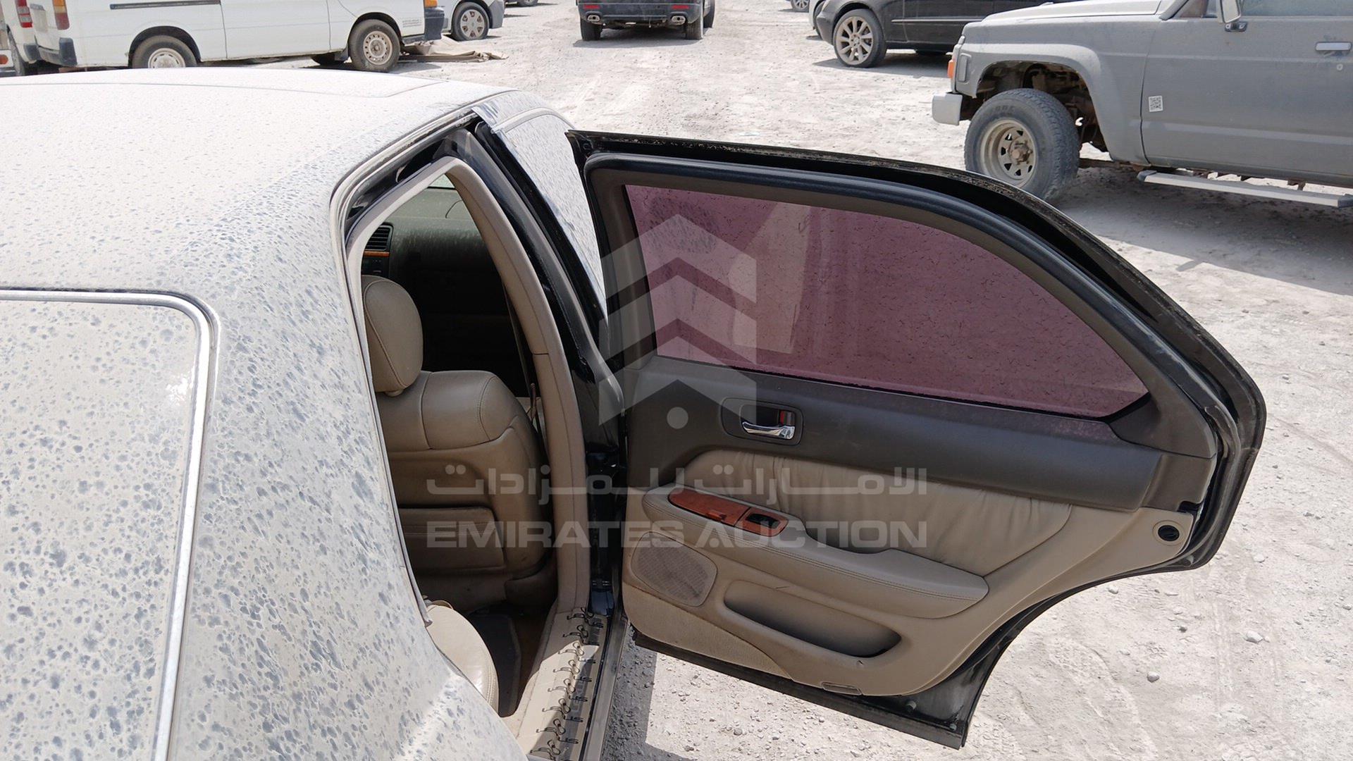 2000 LEXUS LS400 VIN: JT8BH28F0Y0176465