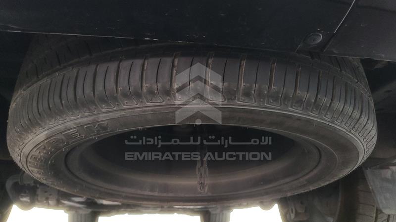 JTJHY00W1L4326058 Auction: EmiratesAuction Lot: 409451 JTJHY00W1L4326058 Lexus LX 570 2020 WHITE Photo 40