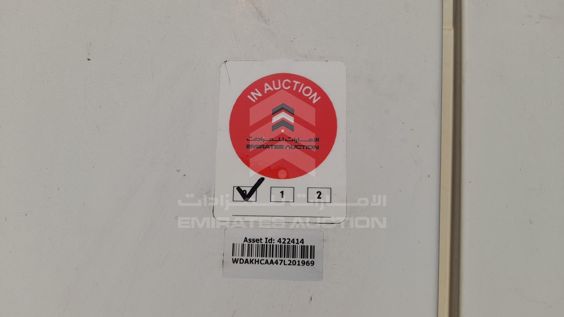 2007 MERCEDES ACTROS VIN: WDAKHCAA47L201969