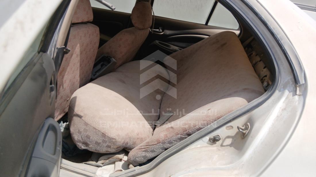 نيسان صني 2006 — زاوية الراكب الخلفي اليسرى — صورة 18