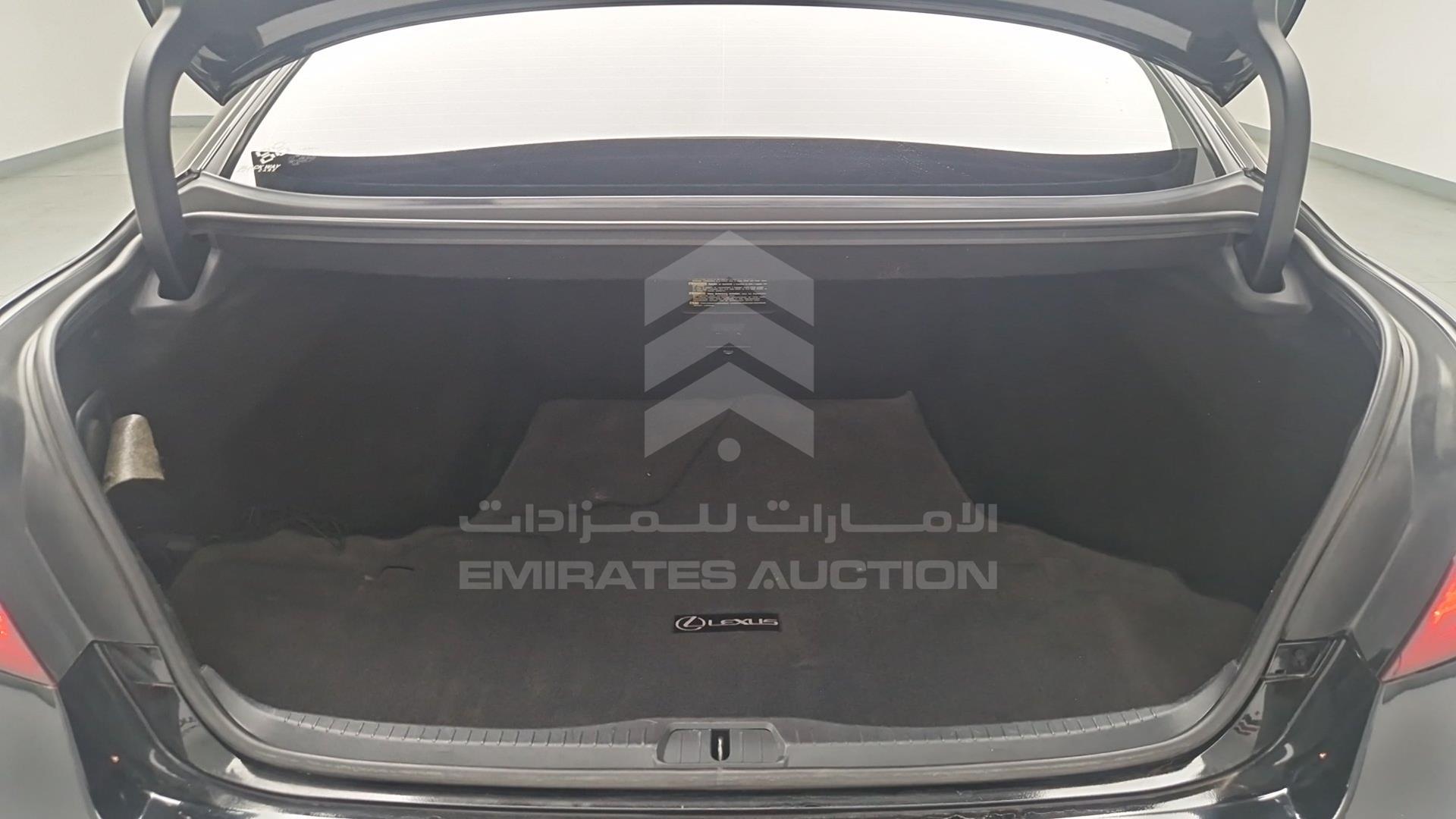 2011 LEXUS LS 460 VIN: JTHBL5EF9B5108146