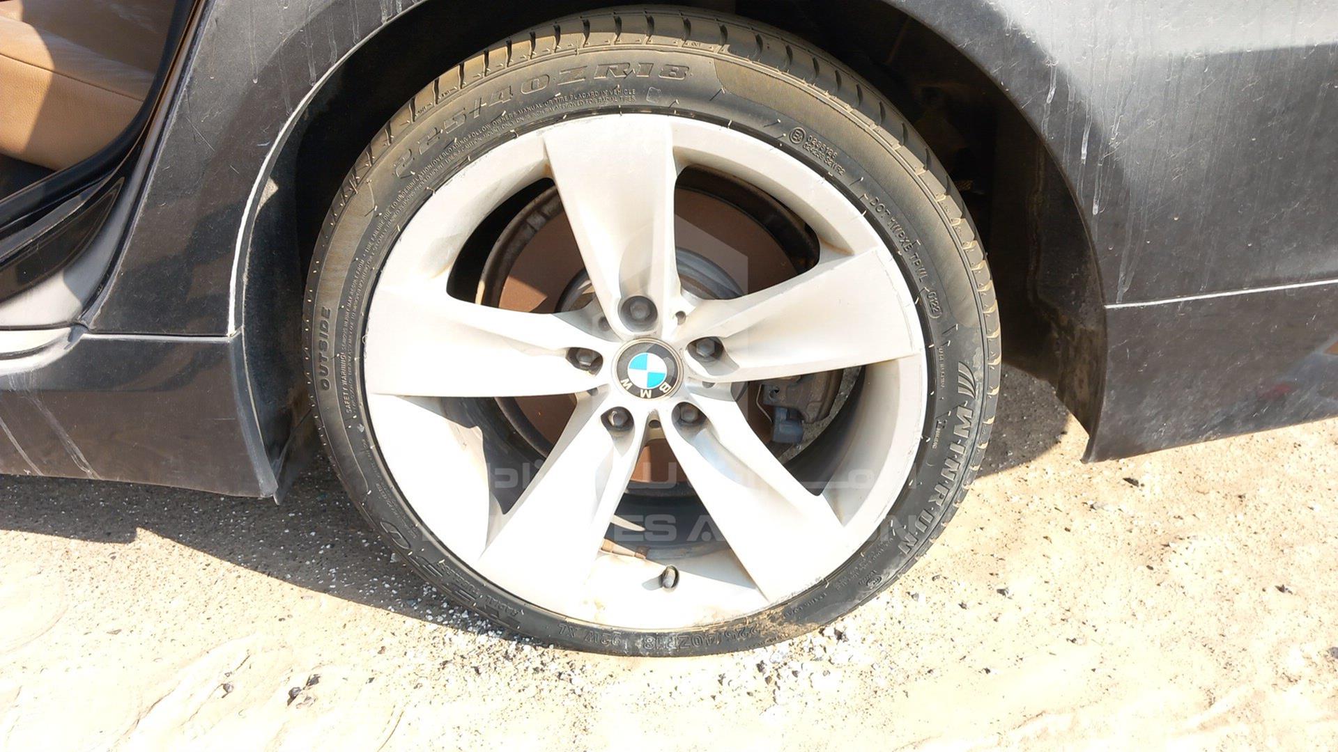 2009 BMW 530 VIN: WBANU91069CT28240