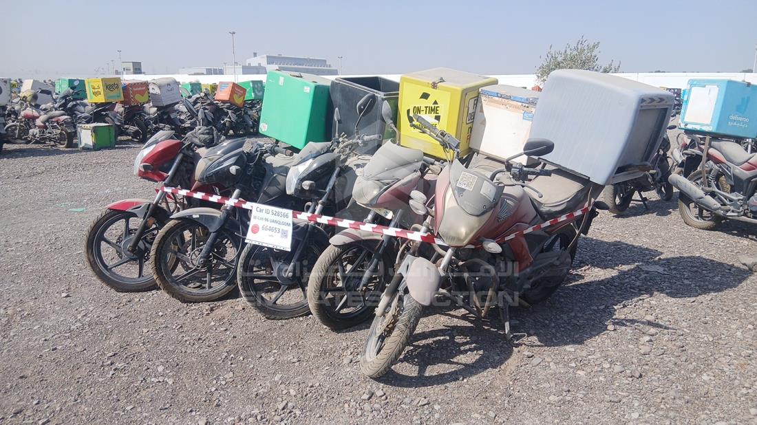 5 Motorbikes — Front Left Angle — Photo 4