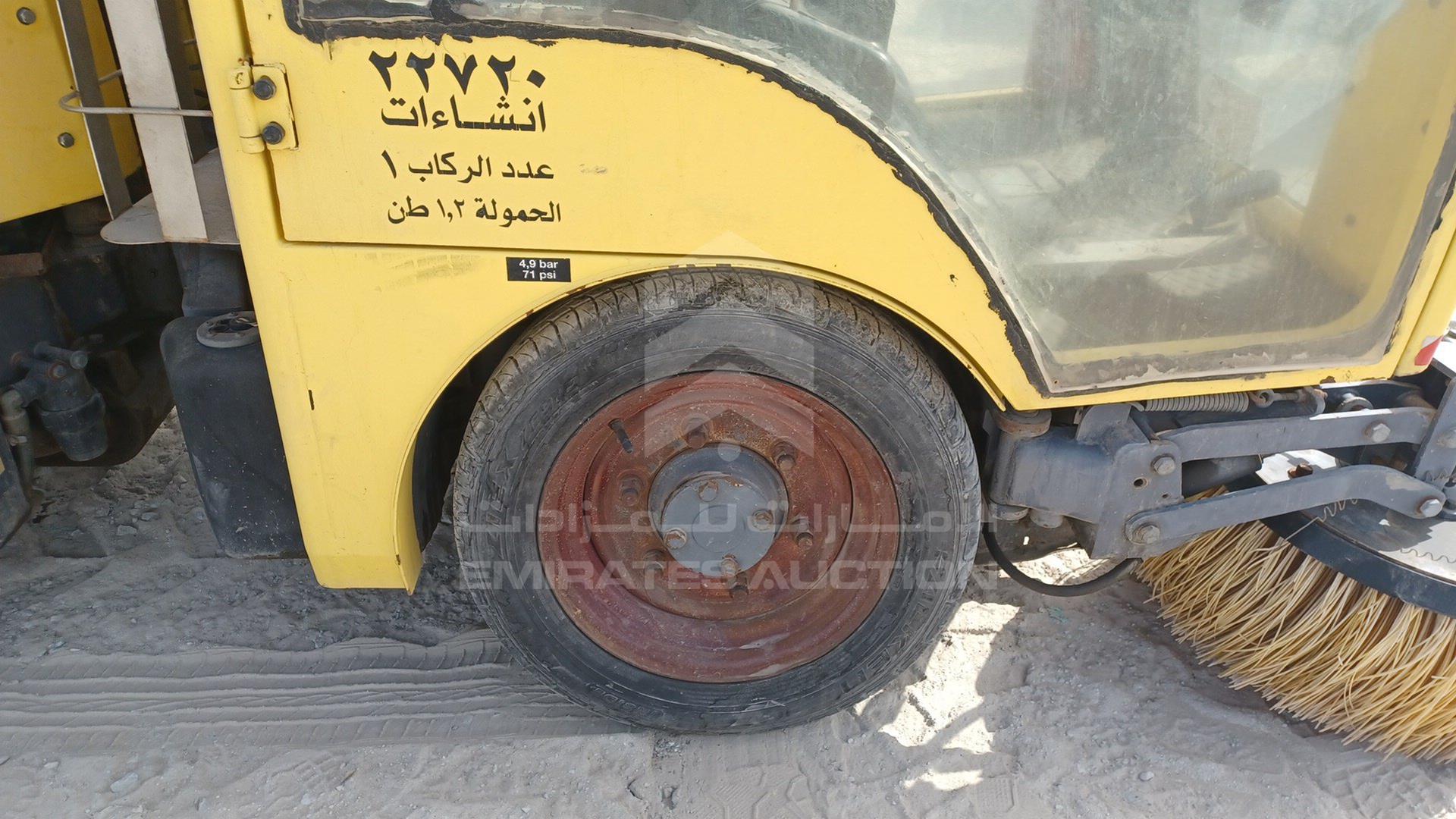2013 UNDEFINED SWEEPER VIN: ZA9S150DK0CC38023