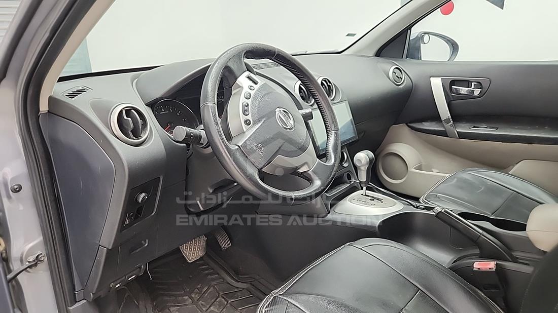 2011 Nissan Qashqai — Front Left Driver Dashboard View — Photo 12