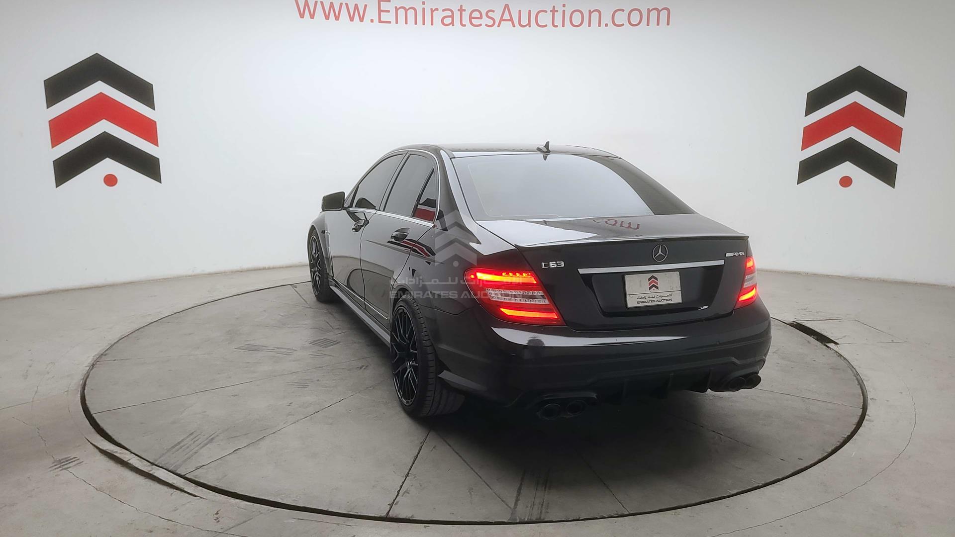 2010 MERCEDES C 300 VIN: WDDGF8BB8AF450400