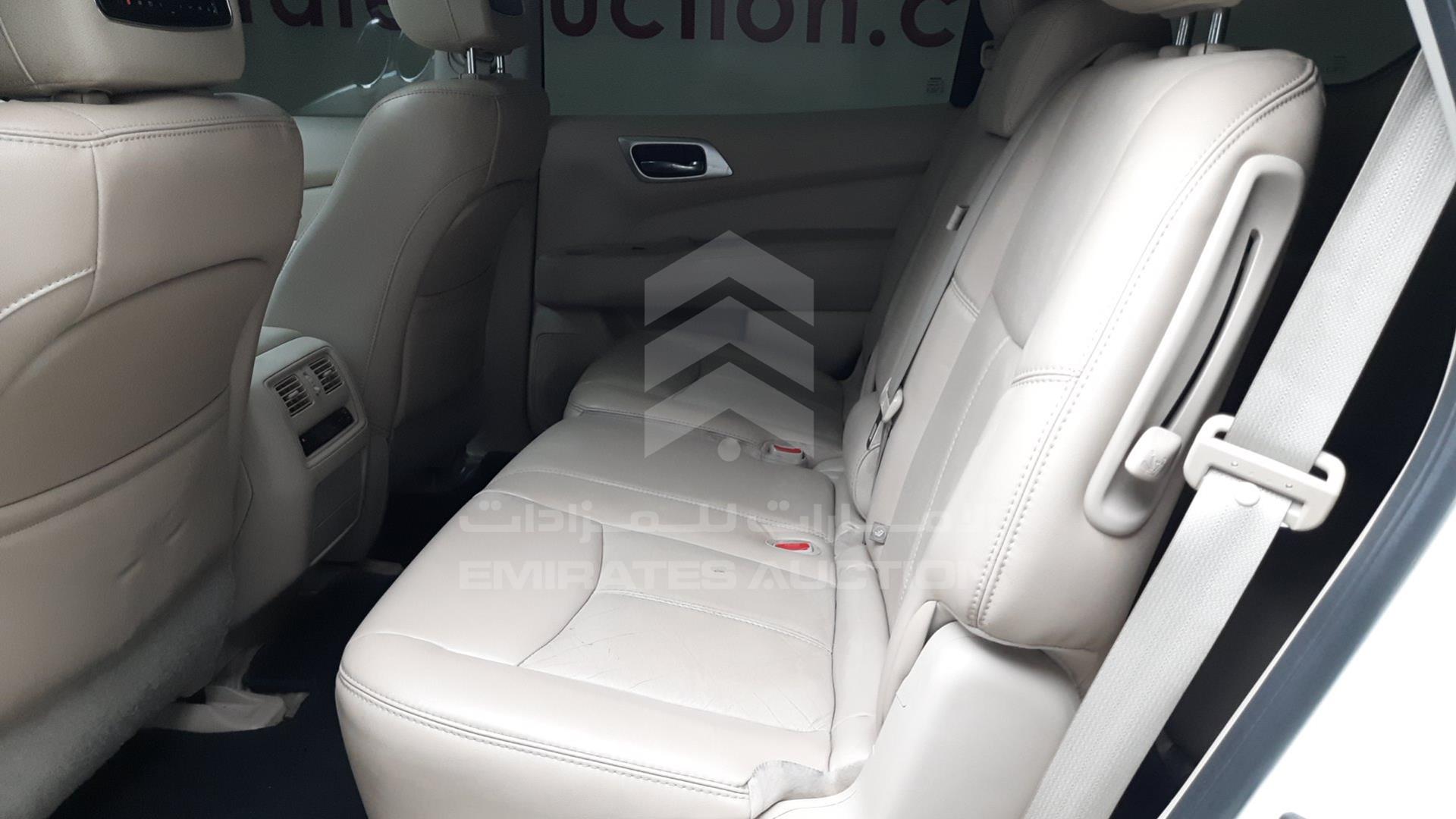 2015 NISSAN PATHFINDER VIN: 5N1AR2M57FC691395
