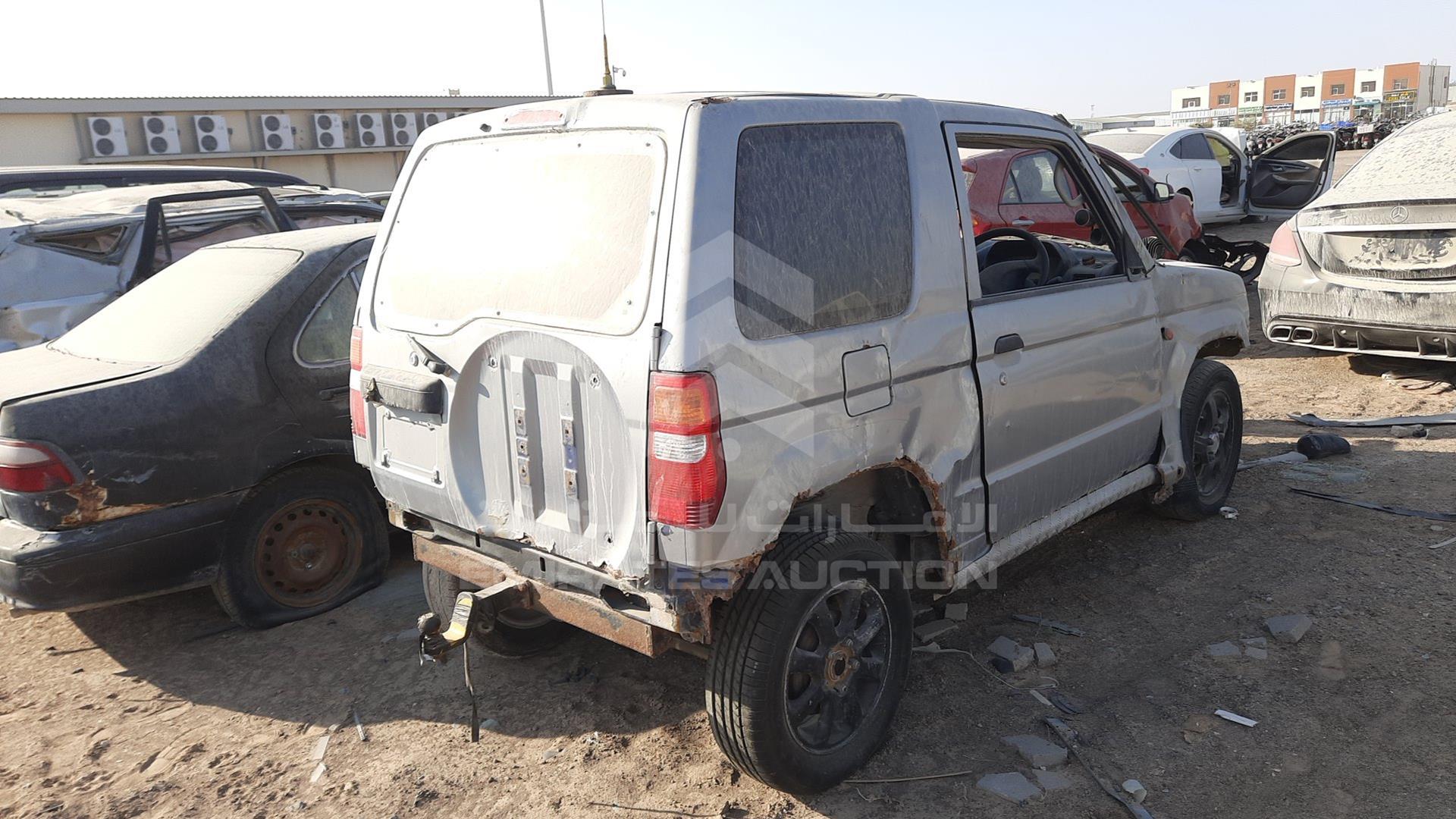 0 MITSUBISHI PAJERO MINI VIN: H58A0005738
