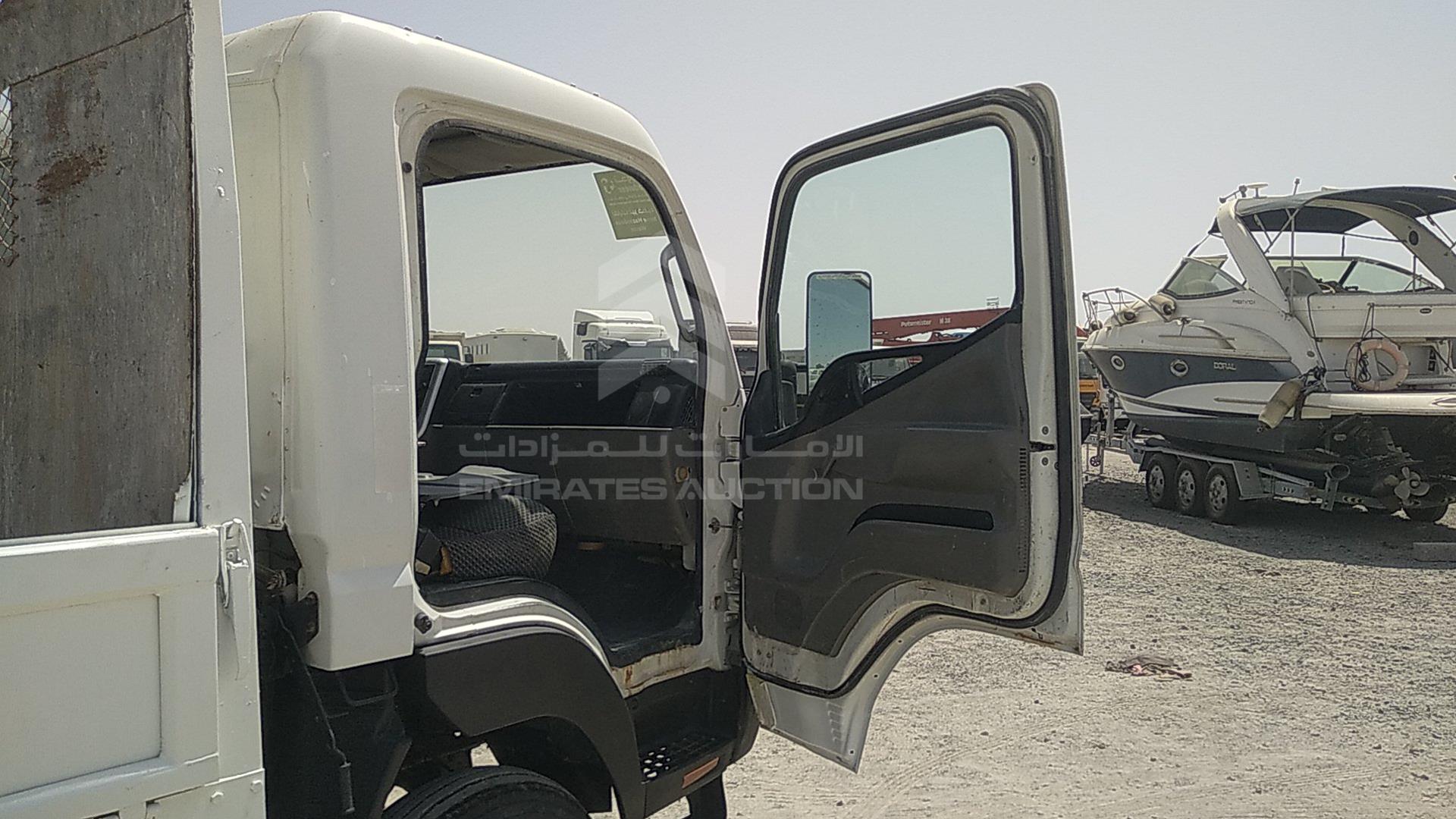 2018 MITSUBISHI CANTER VIN: JL6B8E6P6JK004201