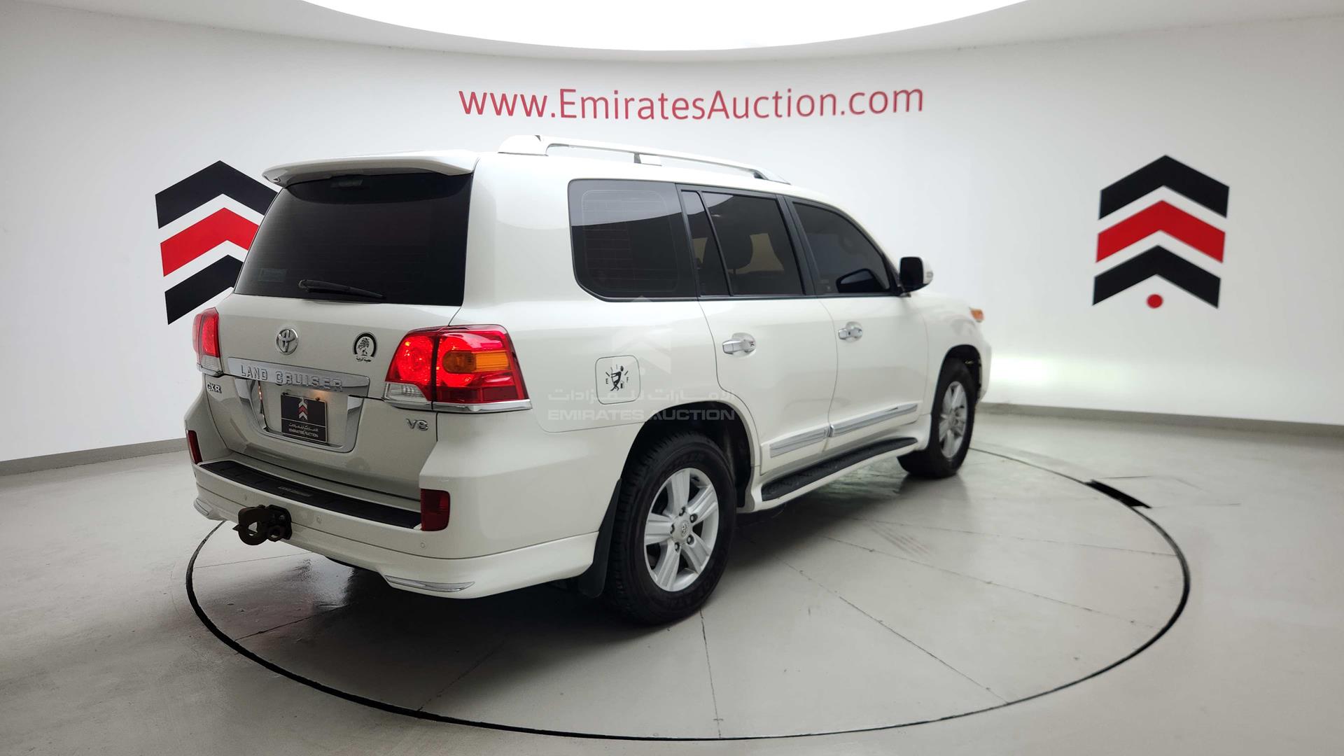 2014 TOYOTA LAND CRUISER VIN: JTMHX09J9E5043076