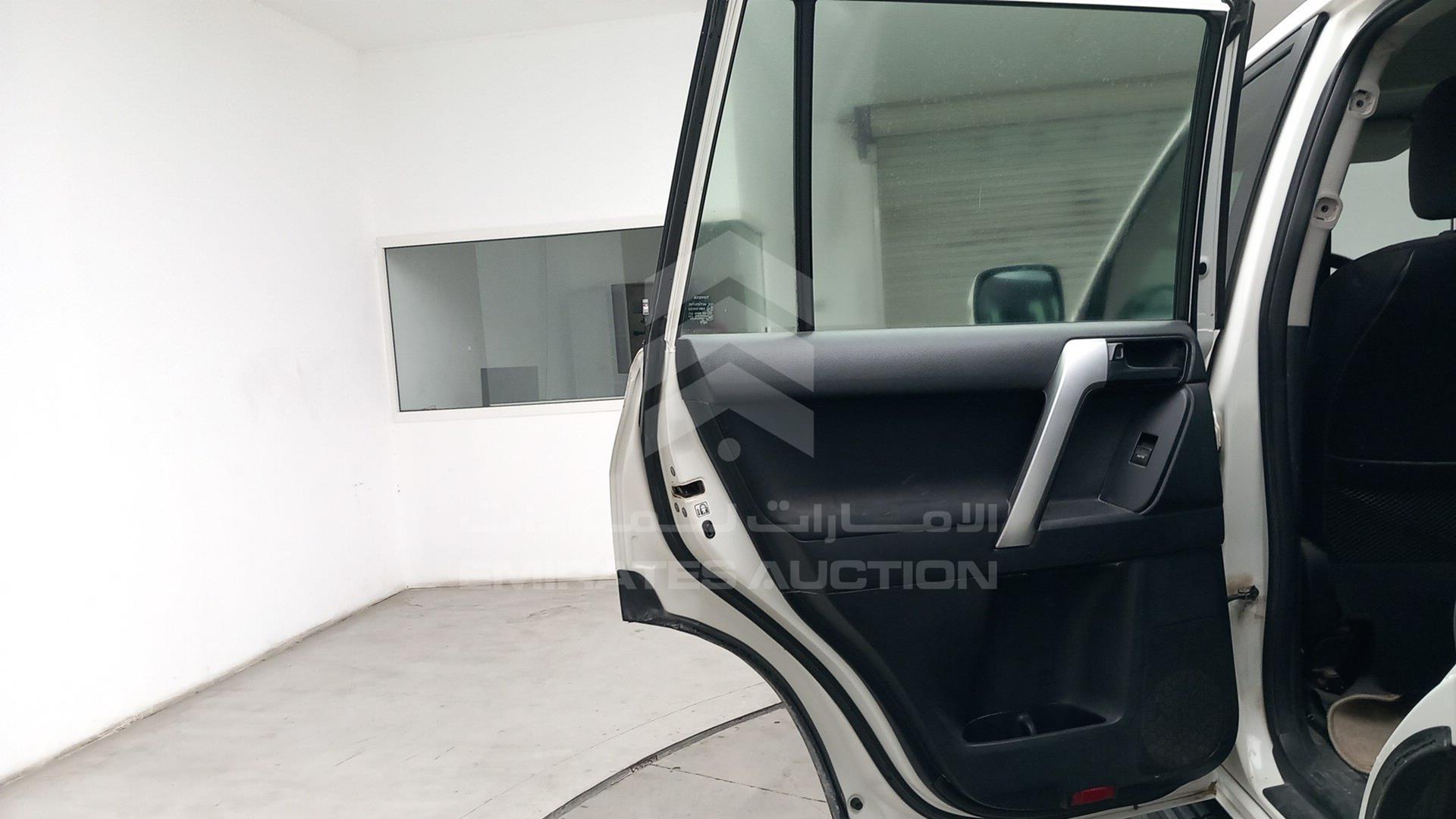 2014 TOYOTA PRADO VIN: JTEJU9FJ2E5060400