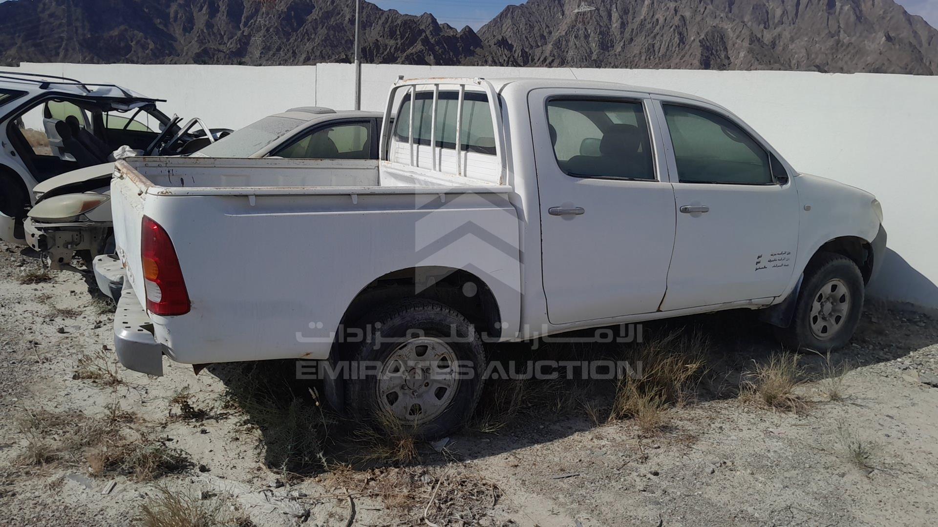 2008 TOYOTA HILUX VIN: MR0FX22G681309765