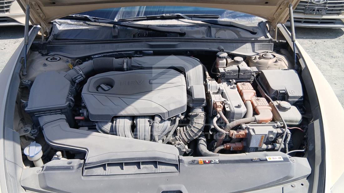 2021 Hyundai Sonata Hybrid — Engine Bay — Photo 28