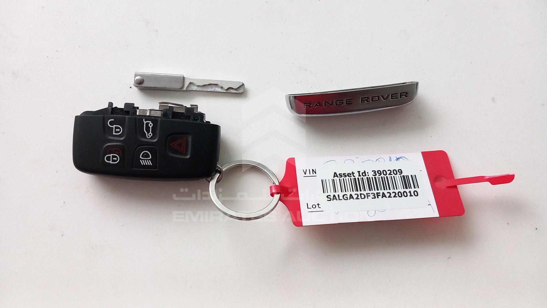 2015 RANGE ROVER VOGUE VIN: SALGA2DF3FA220010