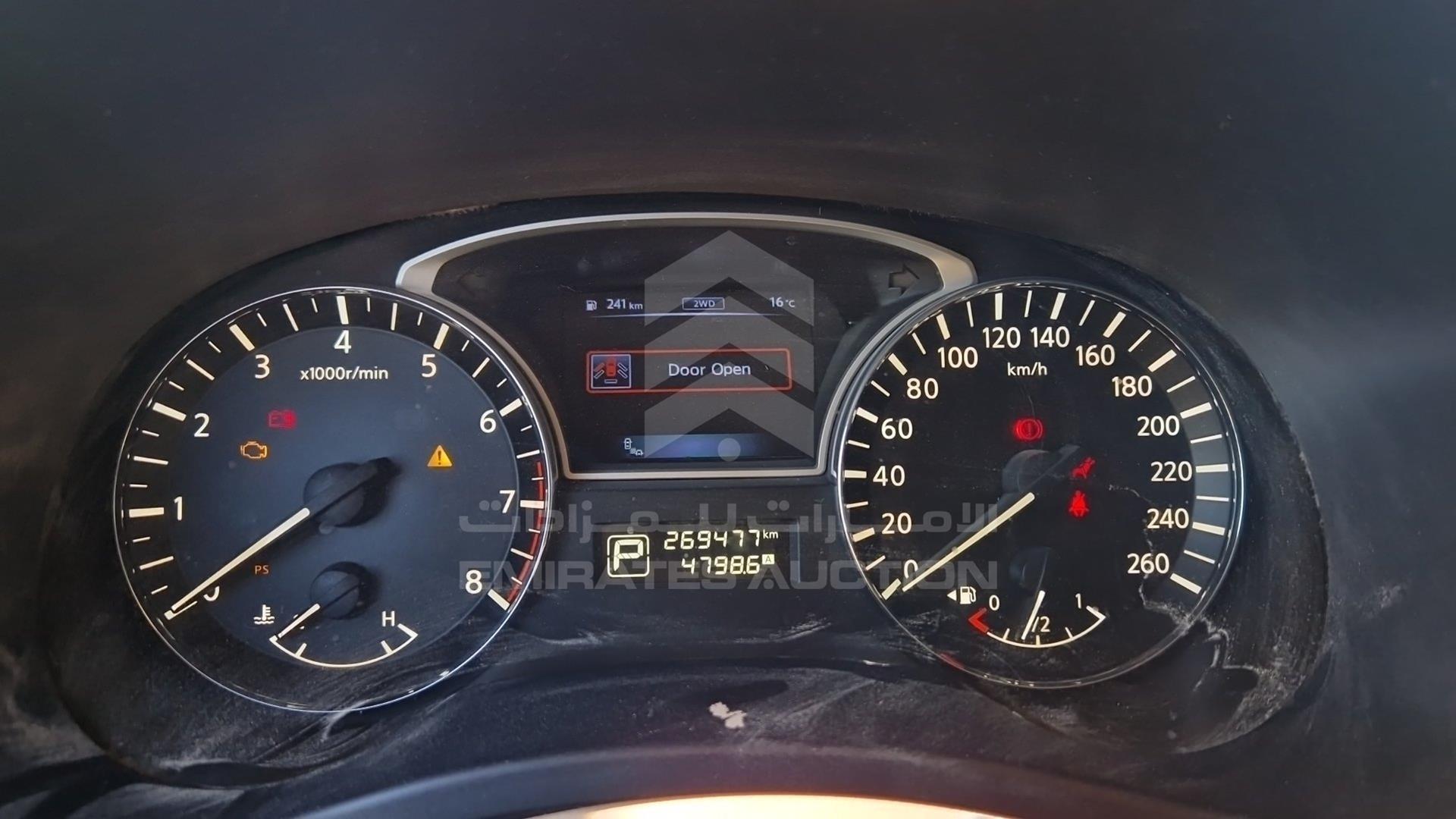 2015 NISSAN PATHFINDER VIN: 5N1AR2MM1FC615291