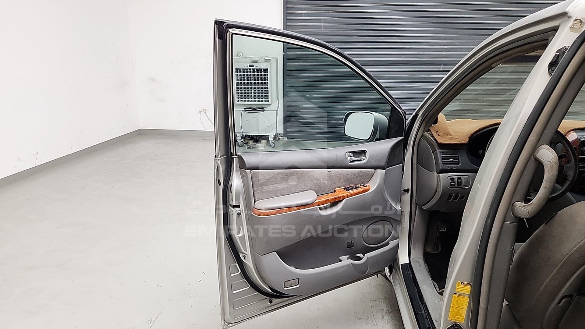 2007 TOYOTA SIENNA VIN: 5TDZK22C77S008334