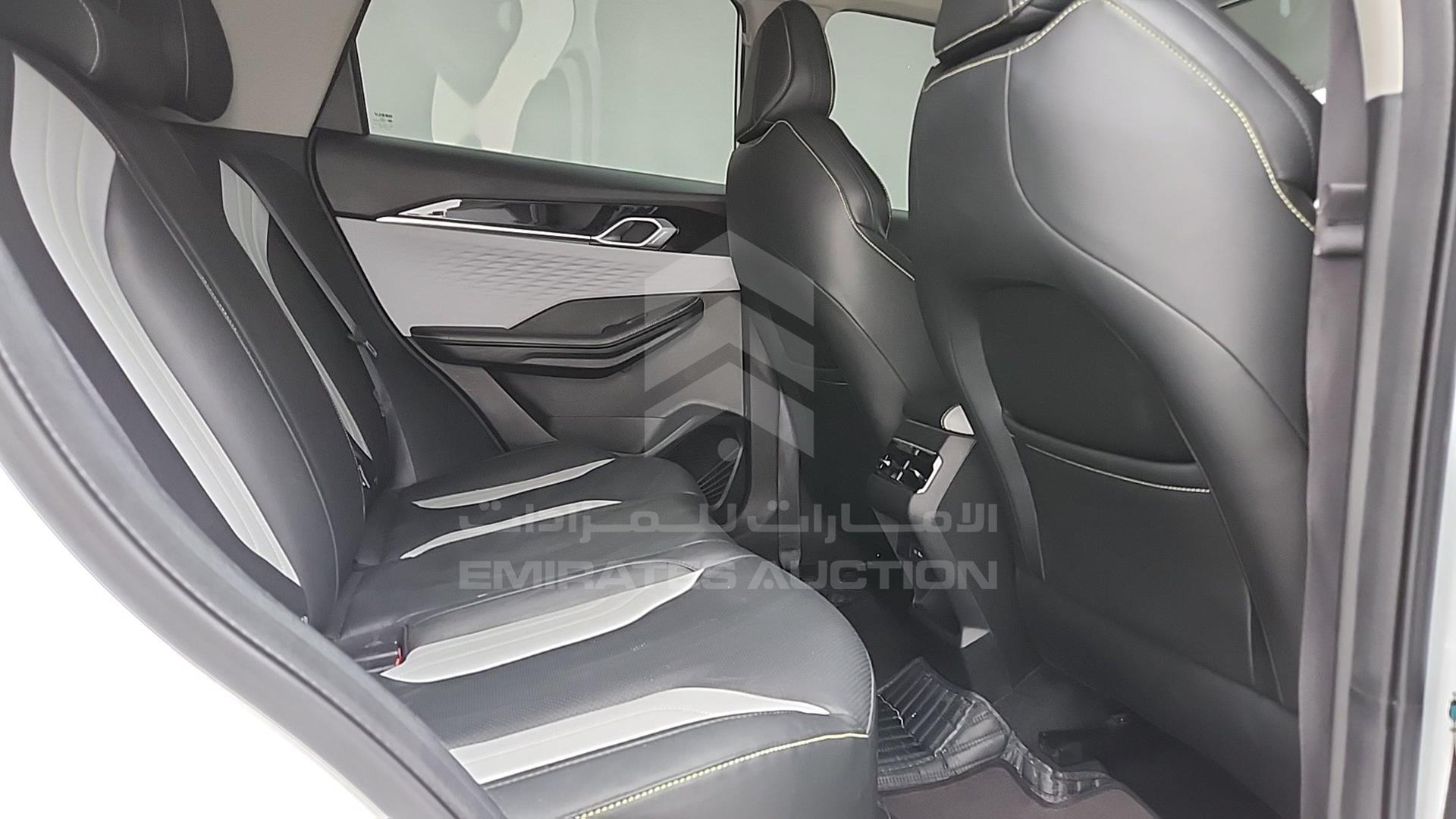 2024 GEELY COOLRAY VIN: LB3762KZ2RX505360